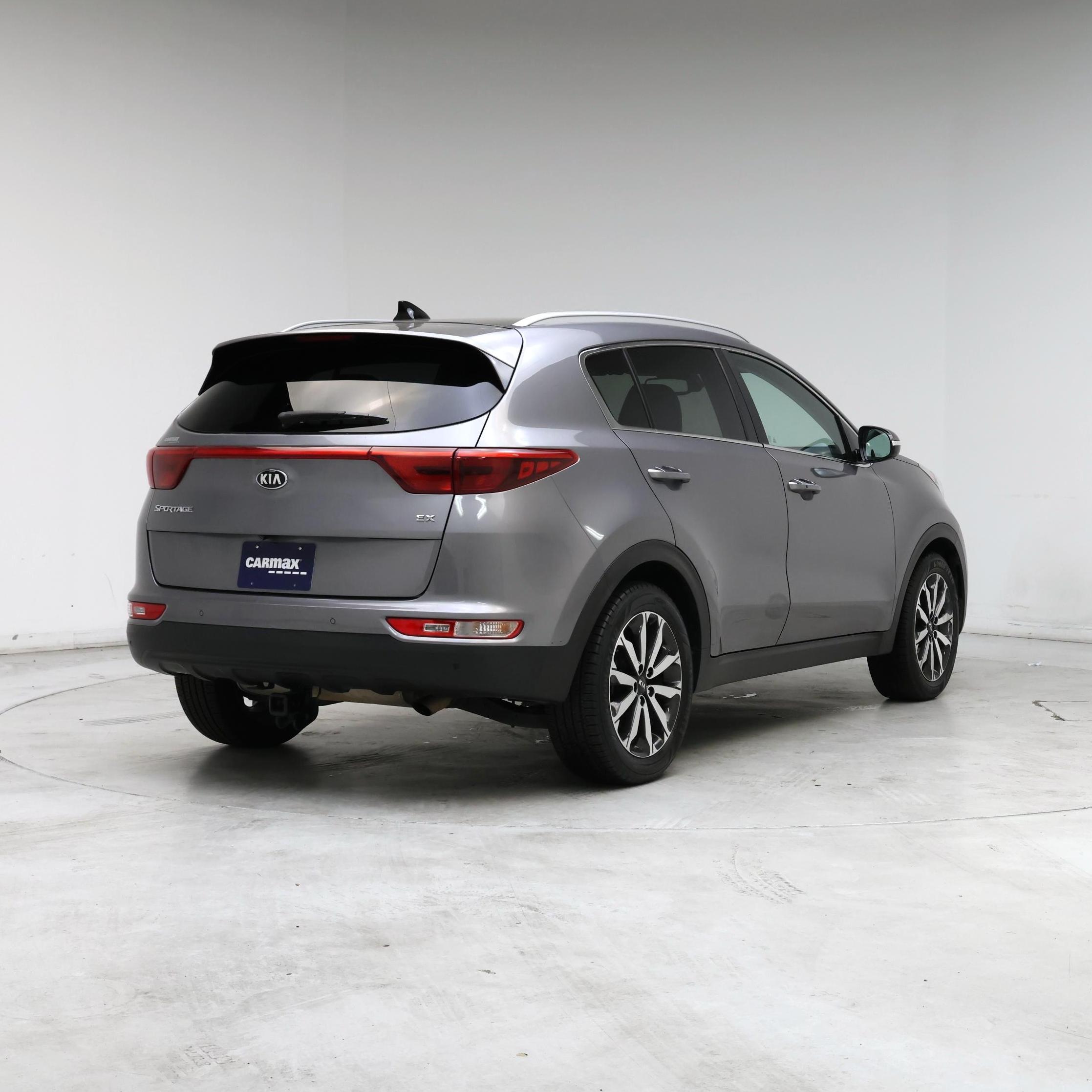 Thumbnail: 2017 Kia Sportage - 8