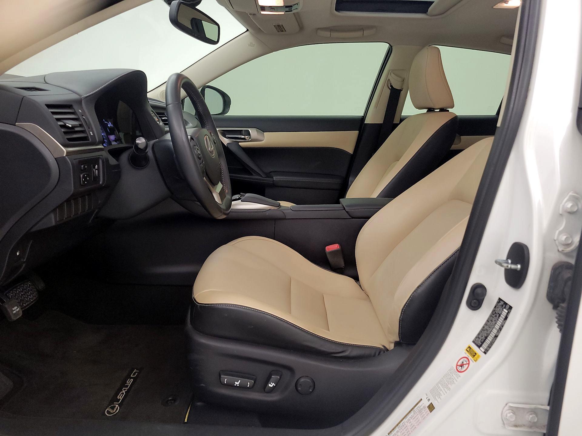 Thumbnail: 2014 Lexus CT - 11
