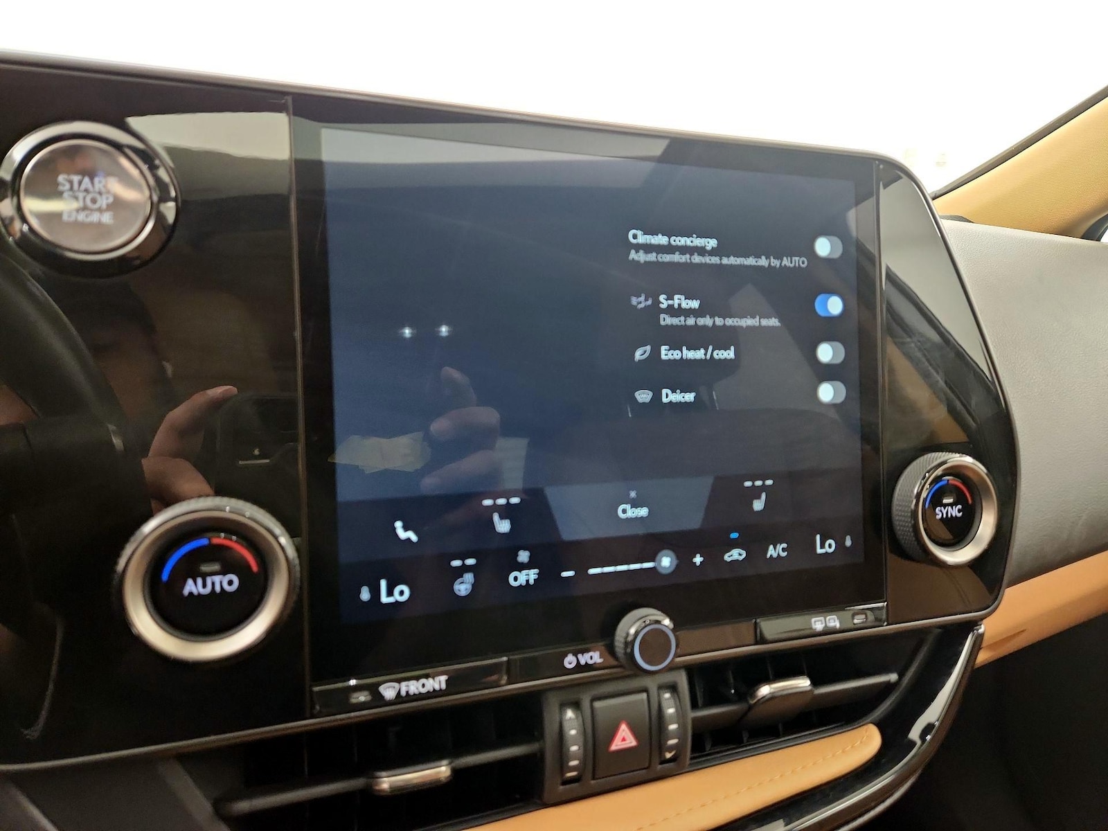 2025 Lexus NX 250 - Photo 17