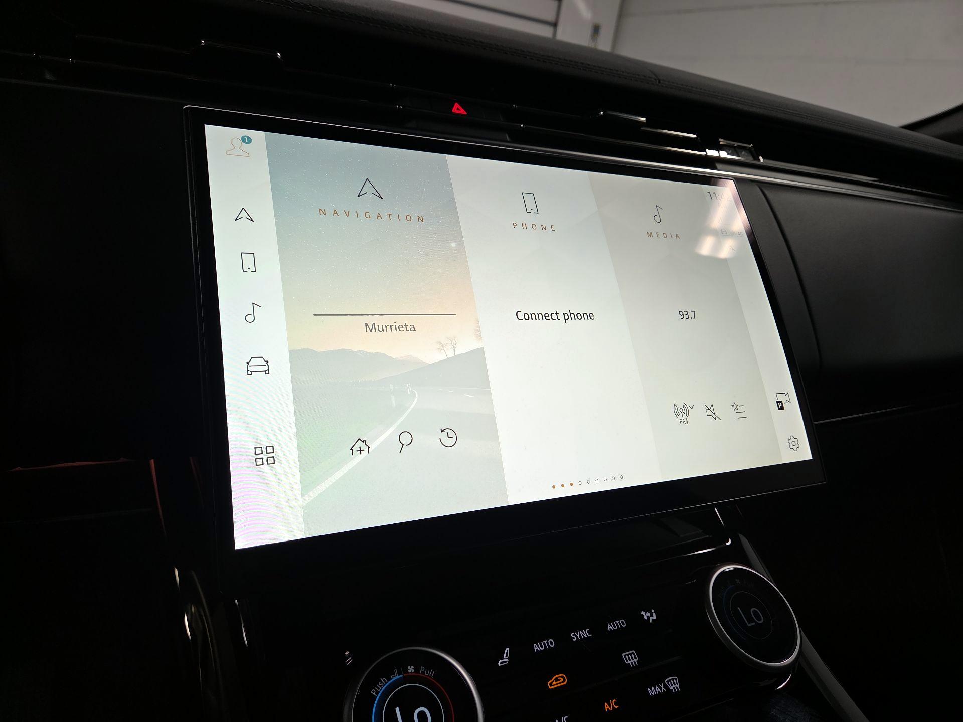 Thumbnail: 2023 Land Rover Range Rover Sport - 14