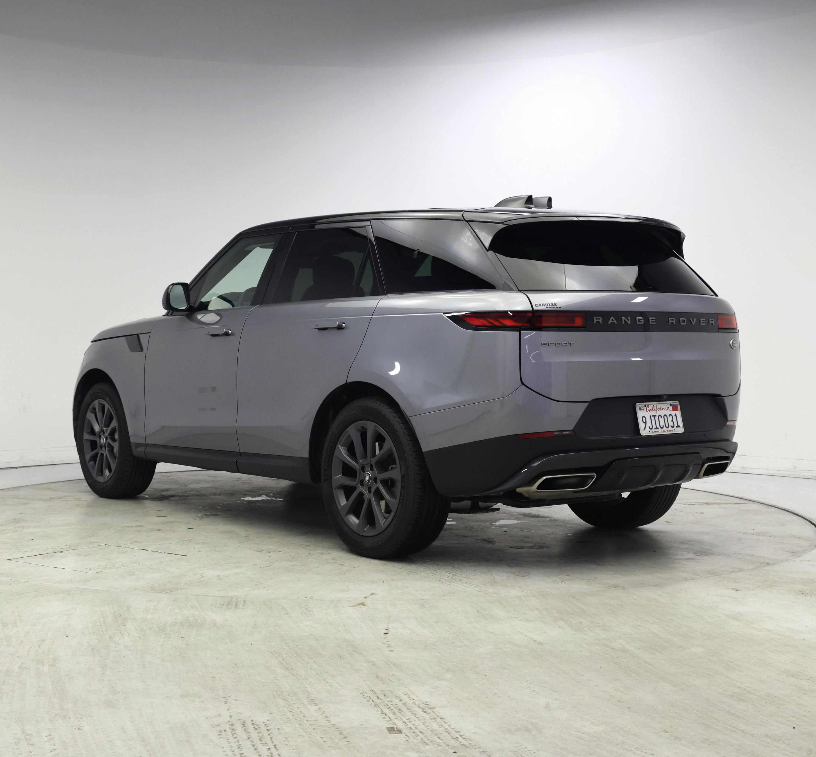 Thumbnail: 2023 Land Rover Range Rover Sport - 2