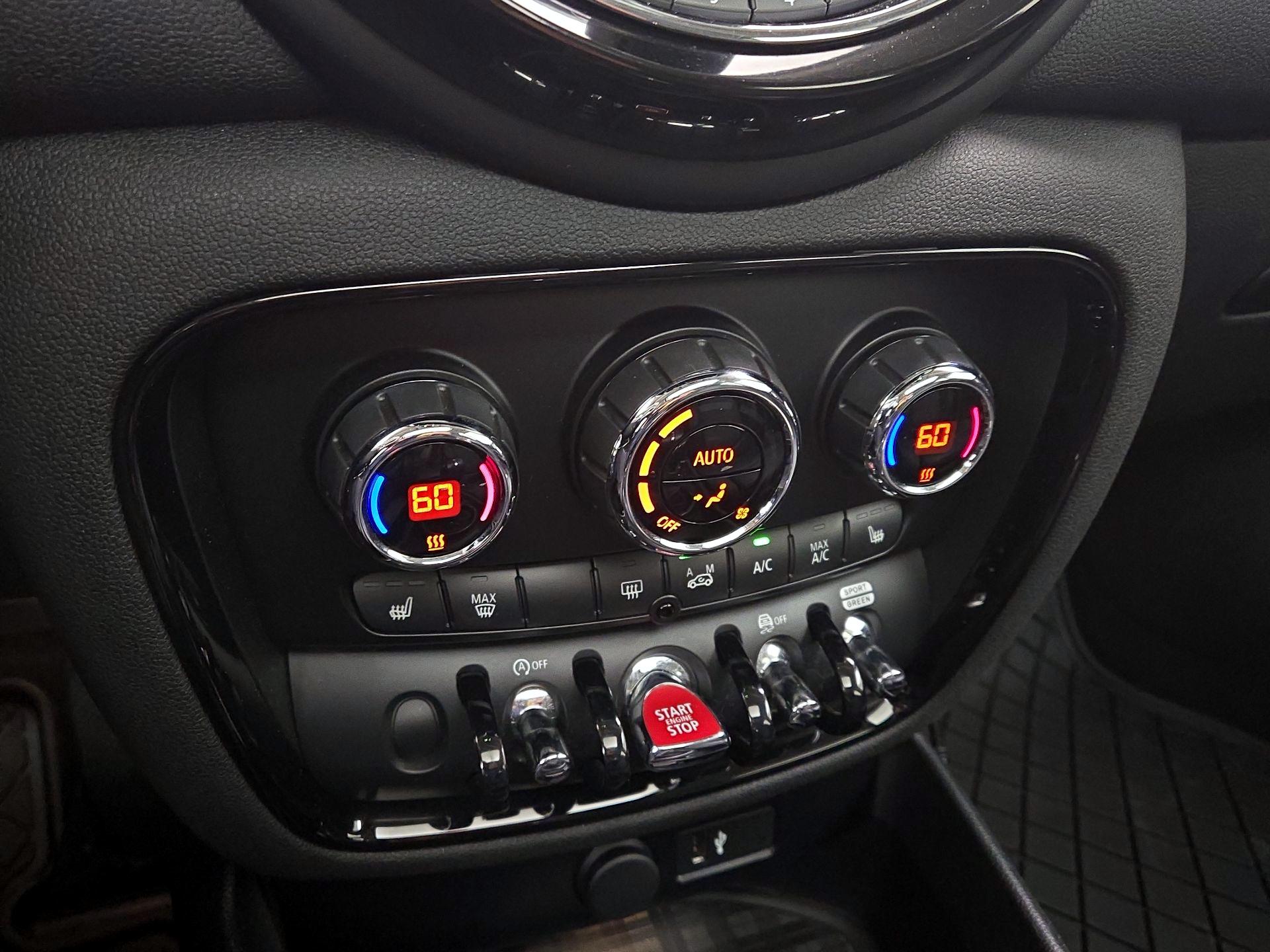 Thumbnail: 2019 MINI Cooper Clubman - 16