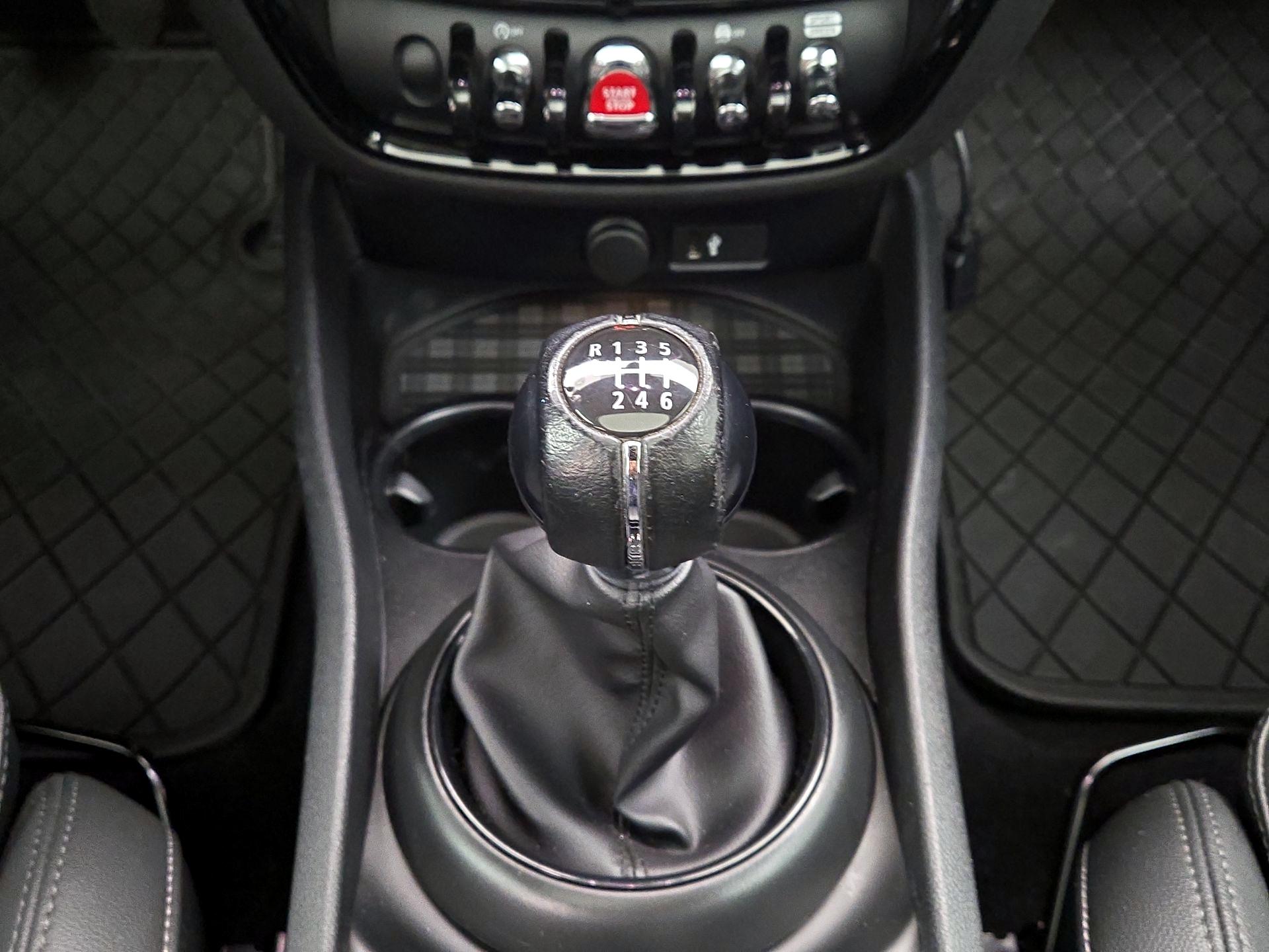 Thumbnail: 2019 MINI Cooper Clubman - 17