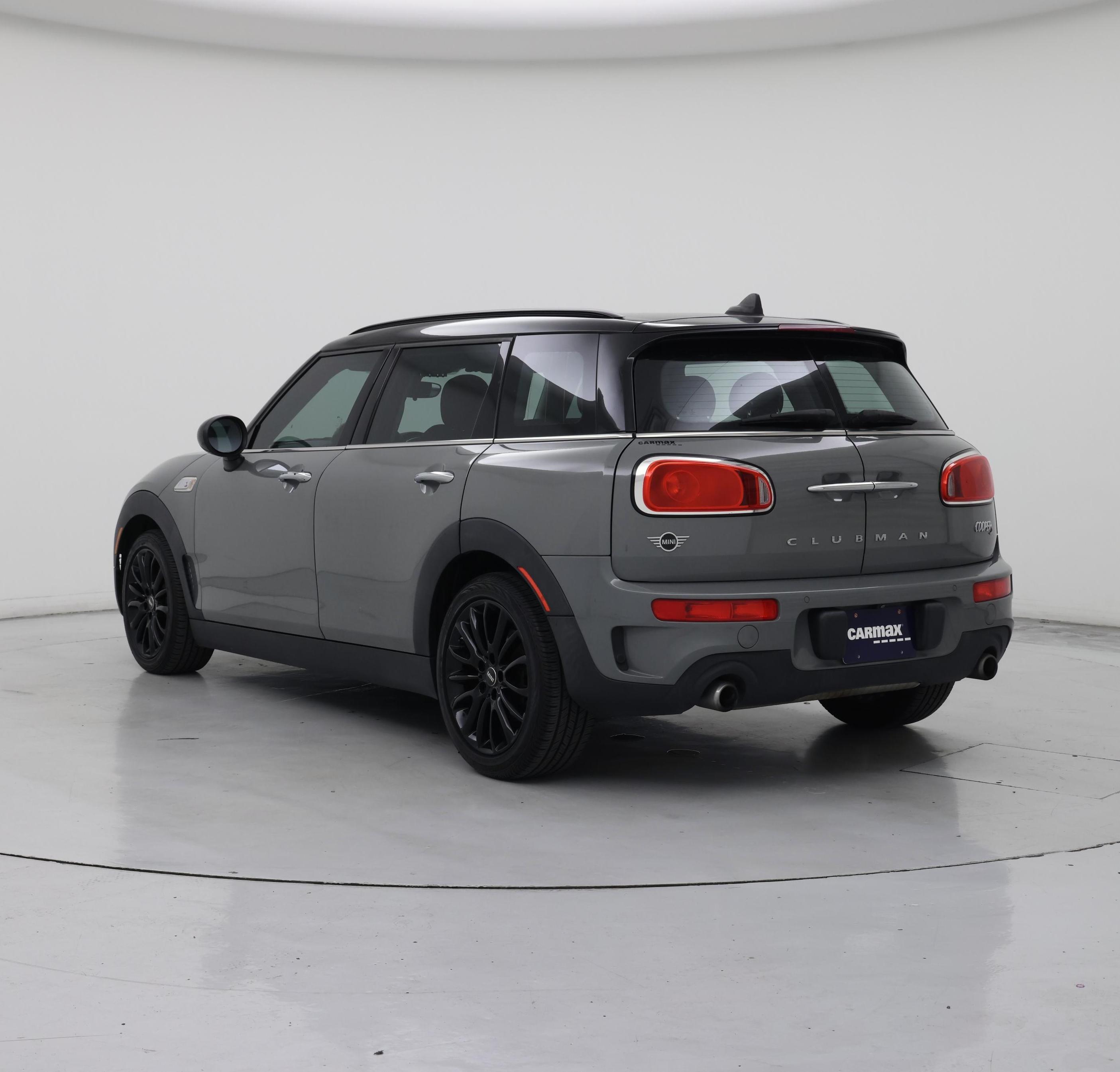 Thumbnail: 2019 MINI Cooper Clubman - 2
