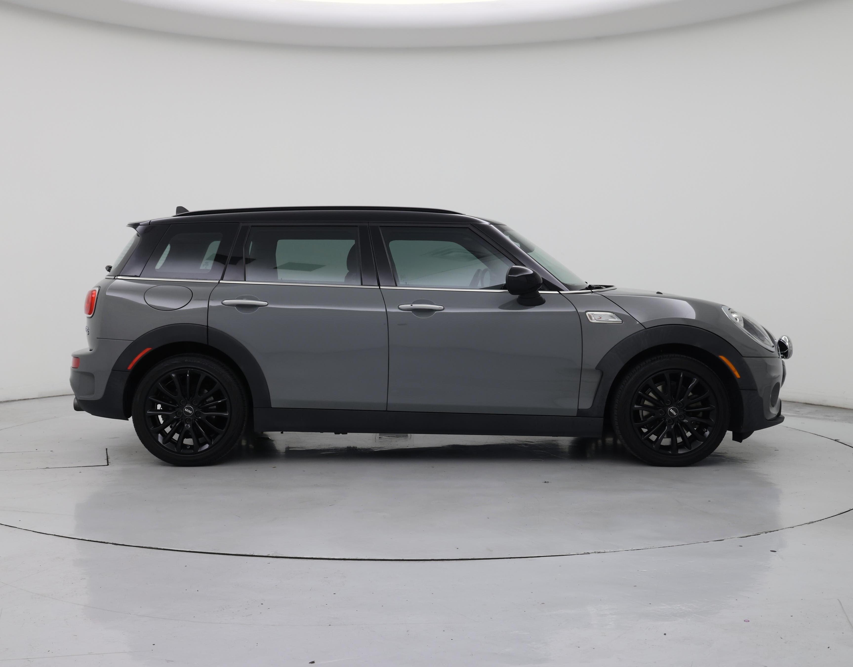 Thumbnail: 2019 MINI Cooper Clubman - 7