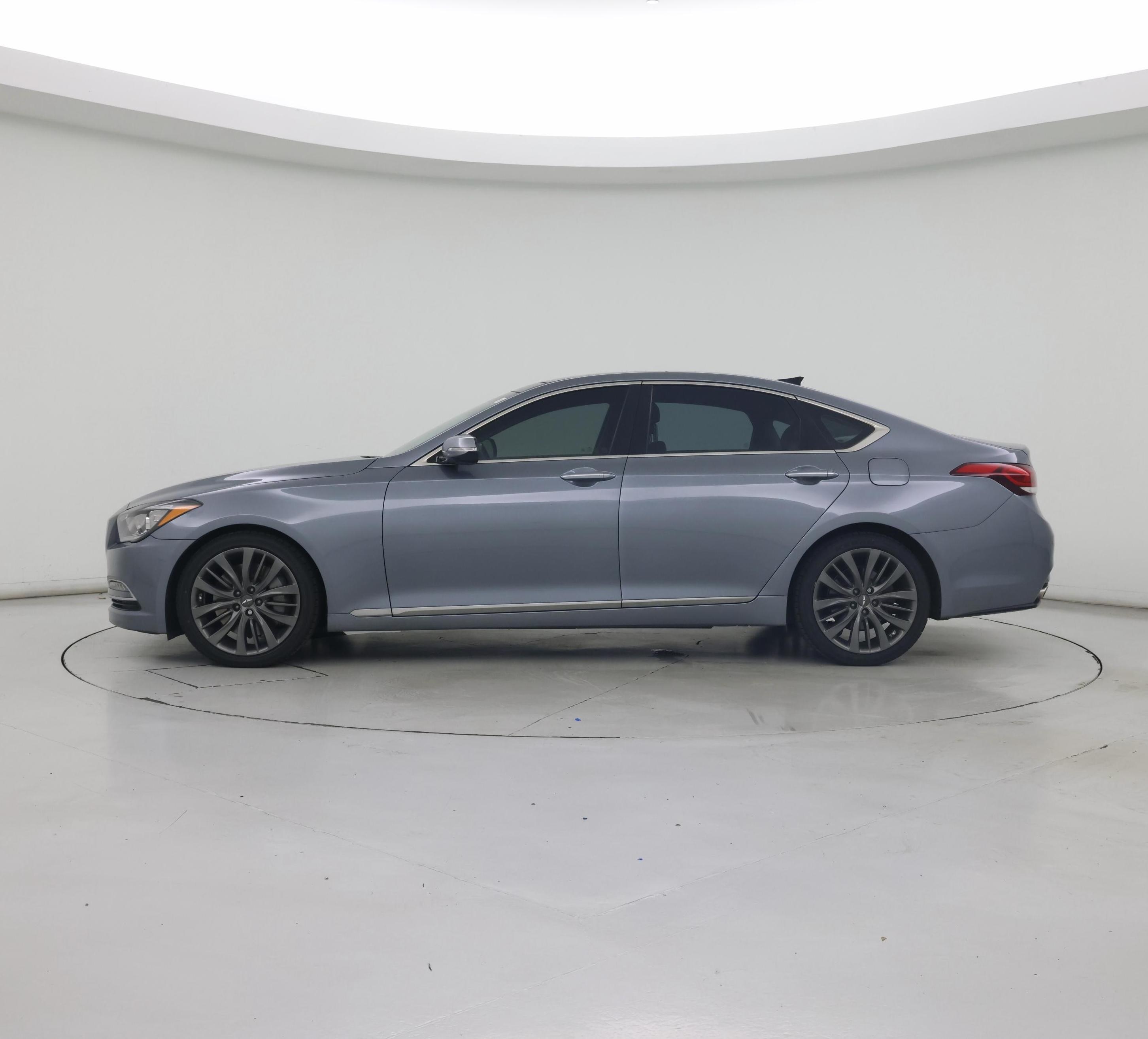 Thumbnail: 2015 Hyundai Genesis - 3