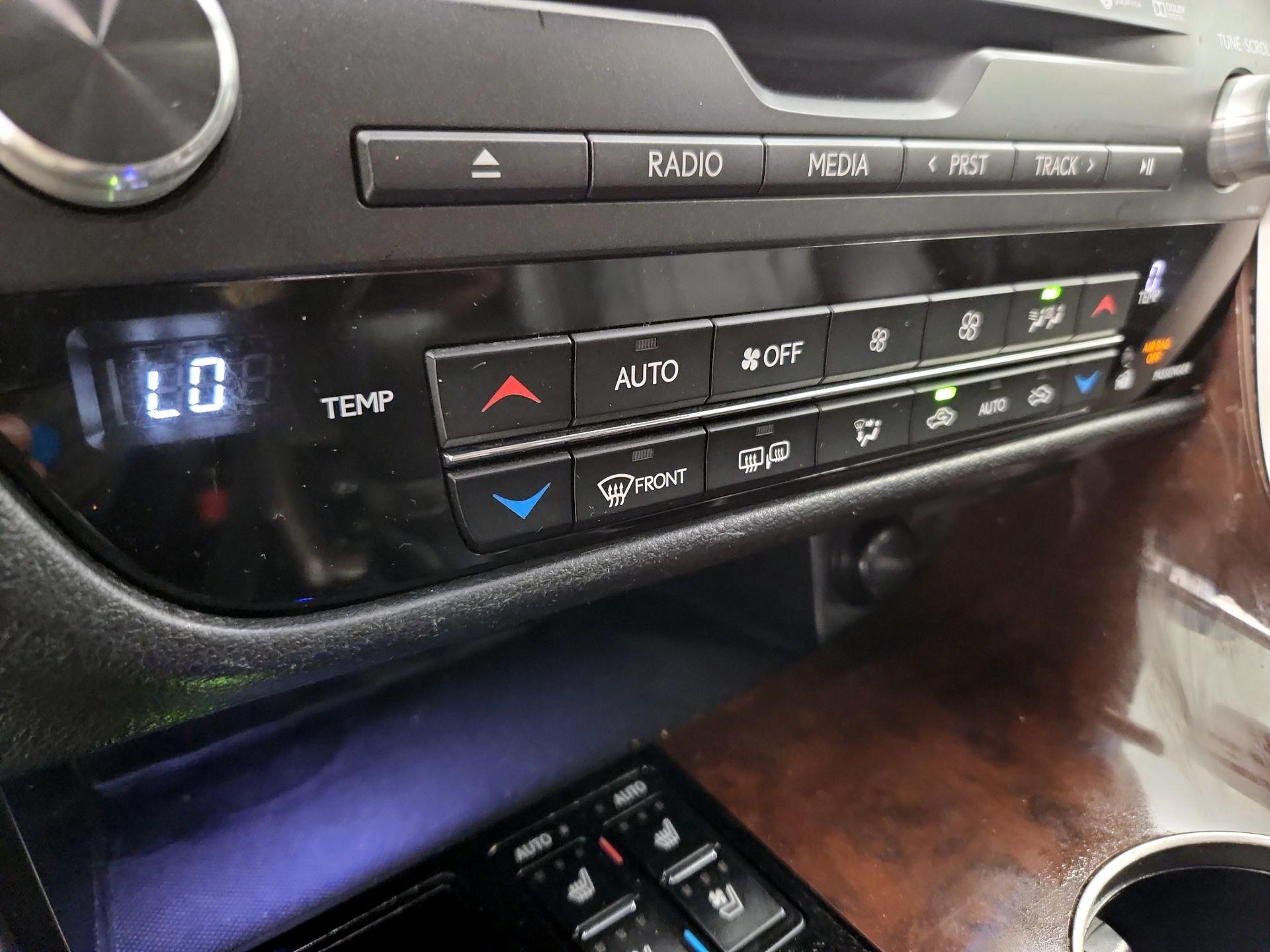 Thumbnail: 2016 Lexus RX - 16