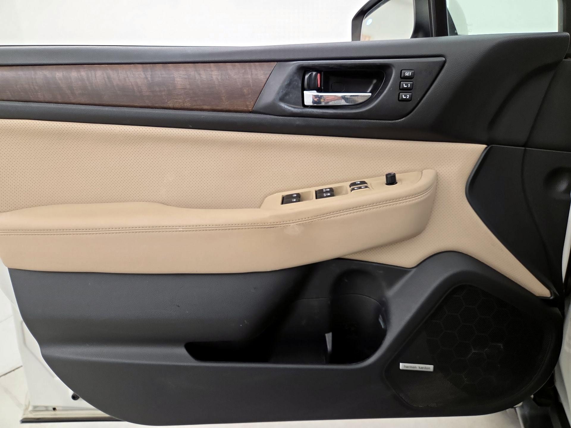 Thumbnail: 2015 Subaru Outback - 12