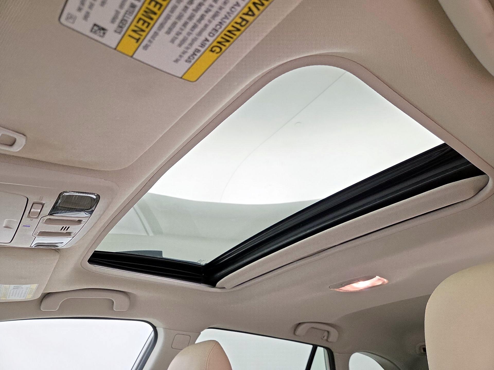 Thumbnail: 2015 Subaru Outback - 20