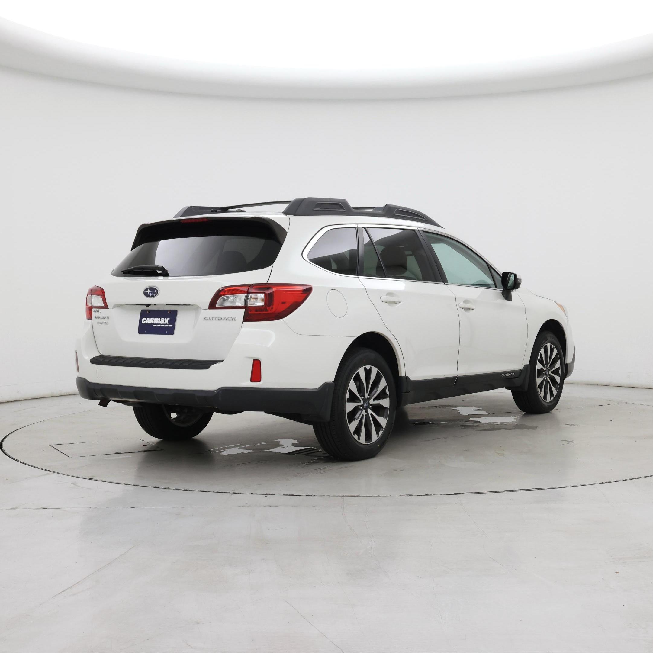 Thumbnail: 2015 Subaru Outback - 8
