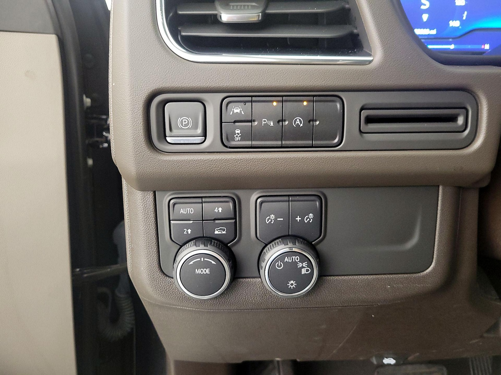 2023 Chevrolet Tahoe LT - Photo 14