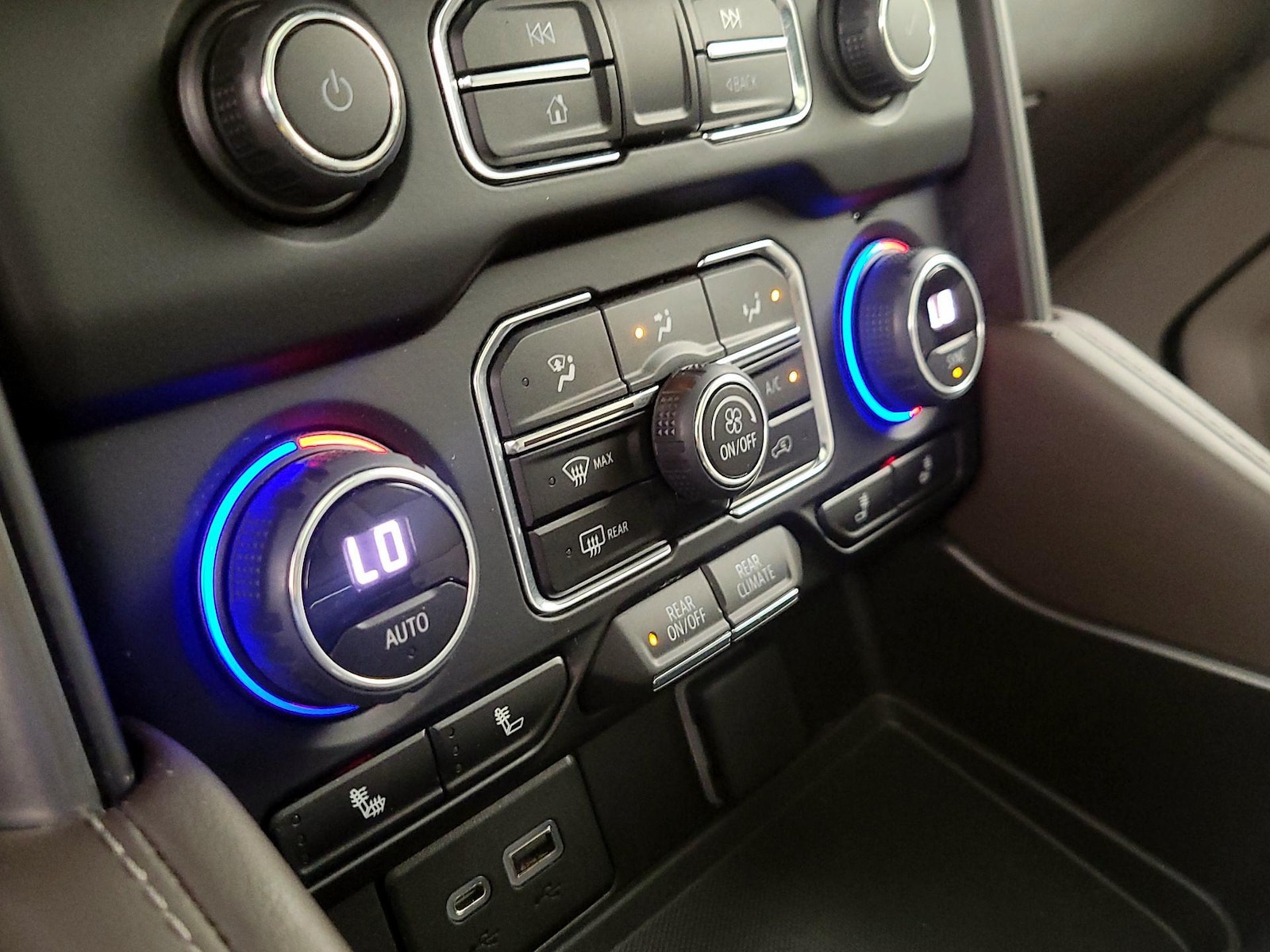 2023 Chevrolet Tahoe LT - Photo 18