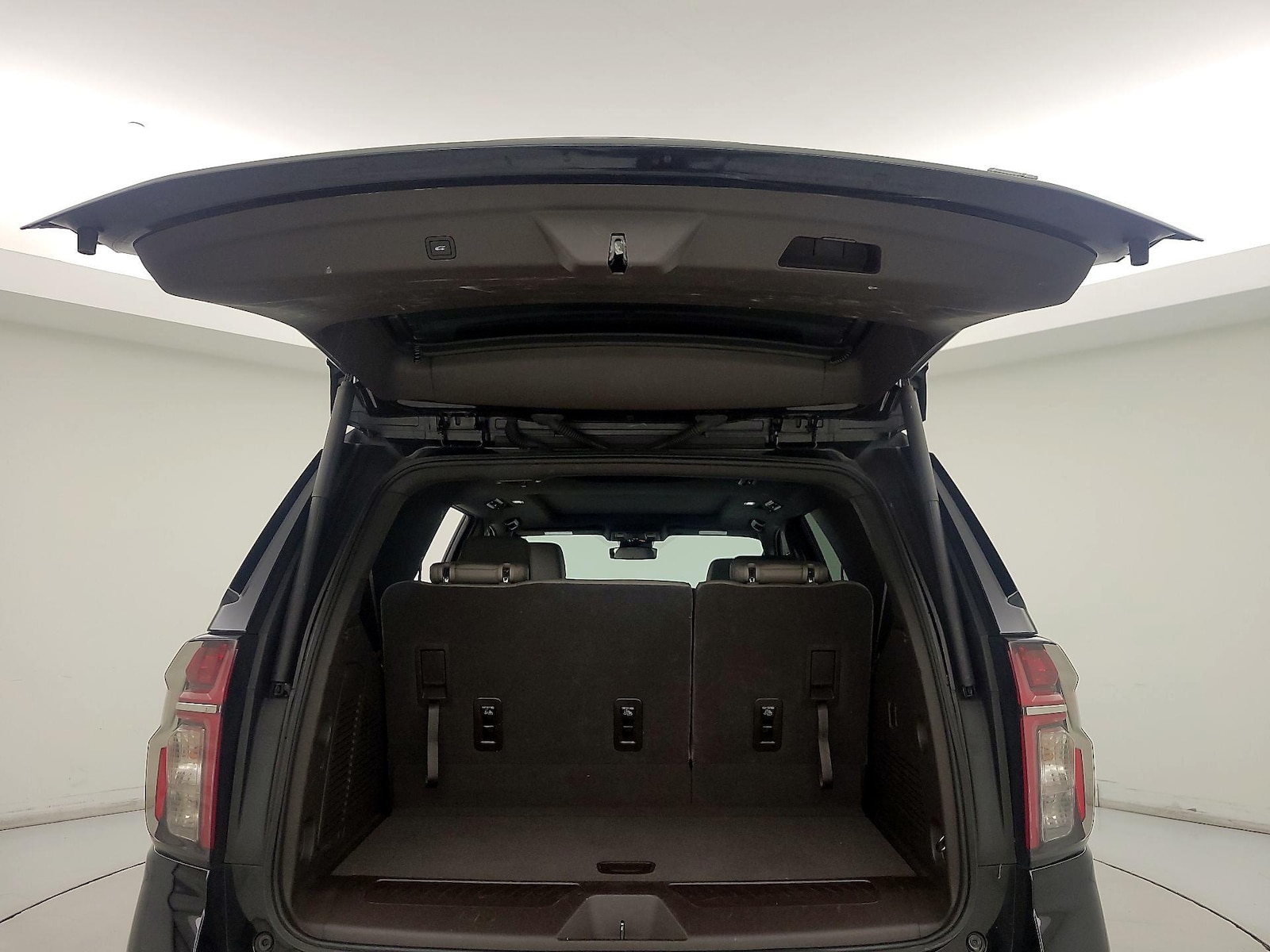 2023 Chevrolet Tahoe LT - Photo 24