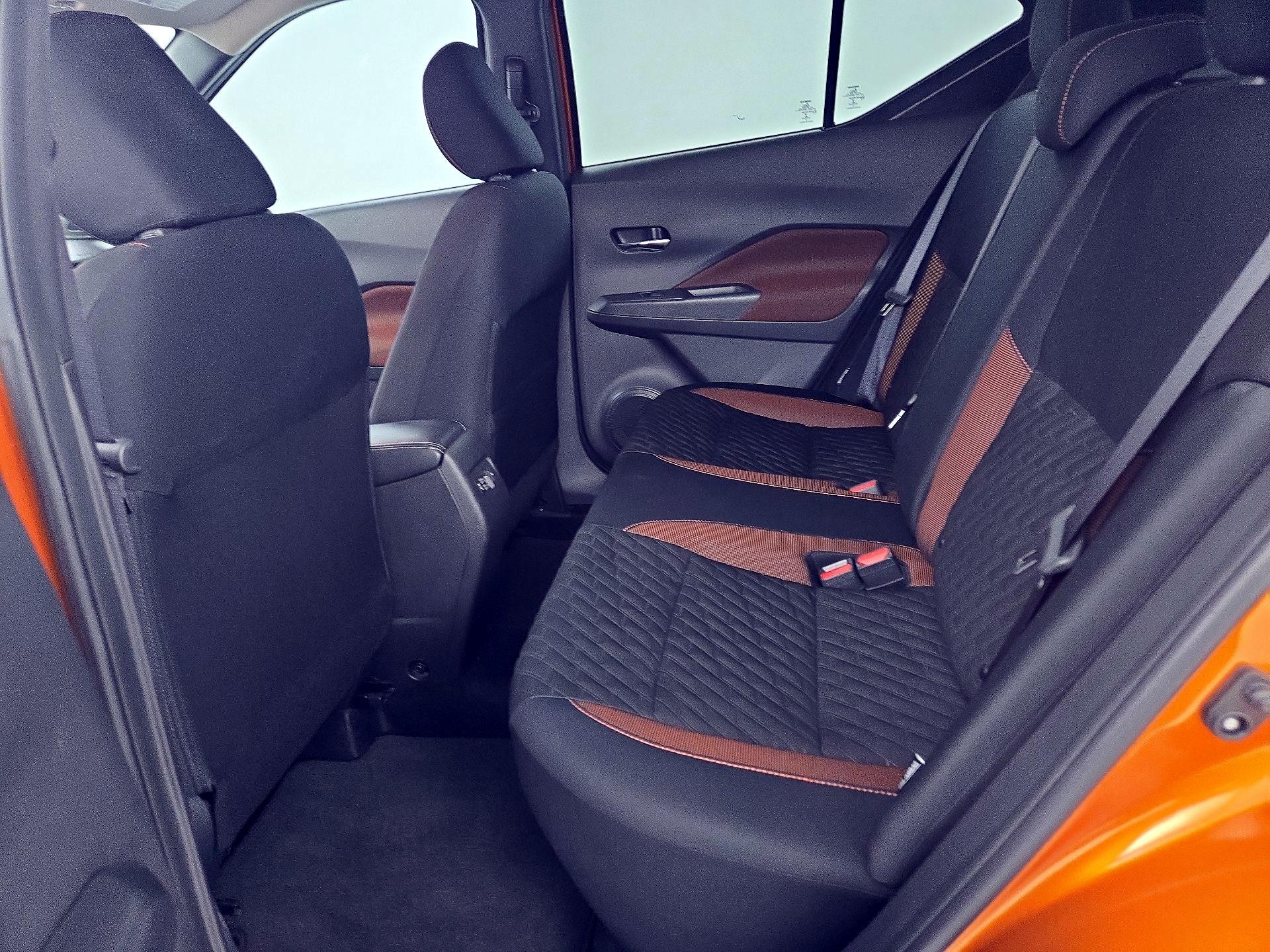 Thumbnail: 2022 Nissan Kicks - 18