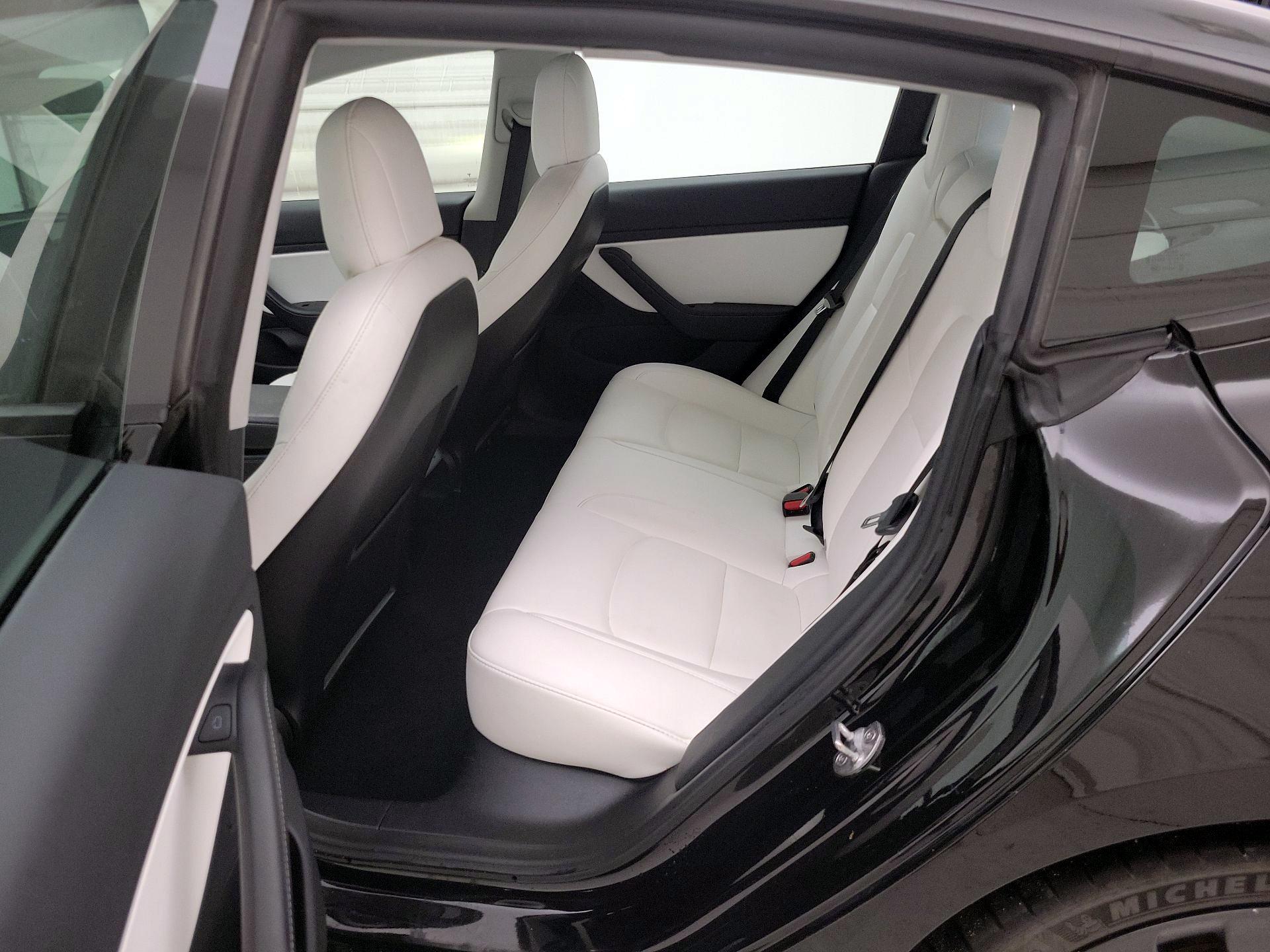 Thumbnail: 2021 Tesla Model 3 - 20