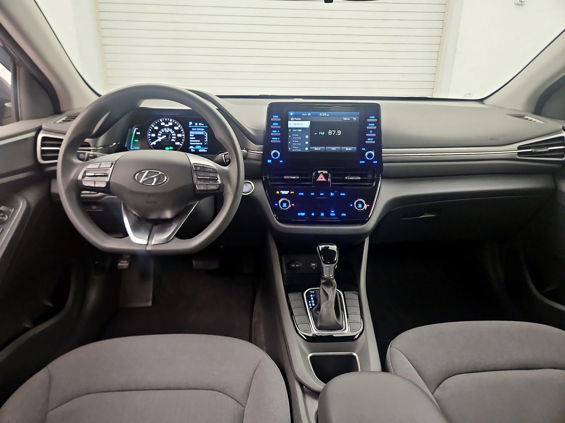 Thumbnail: 2020 Hyundai Ioniq - 9