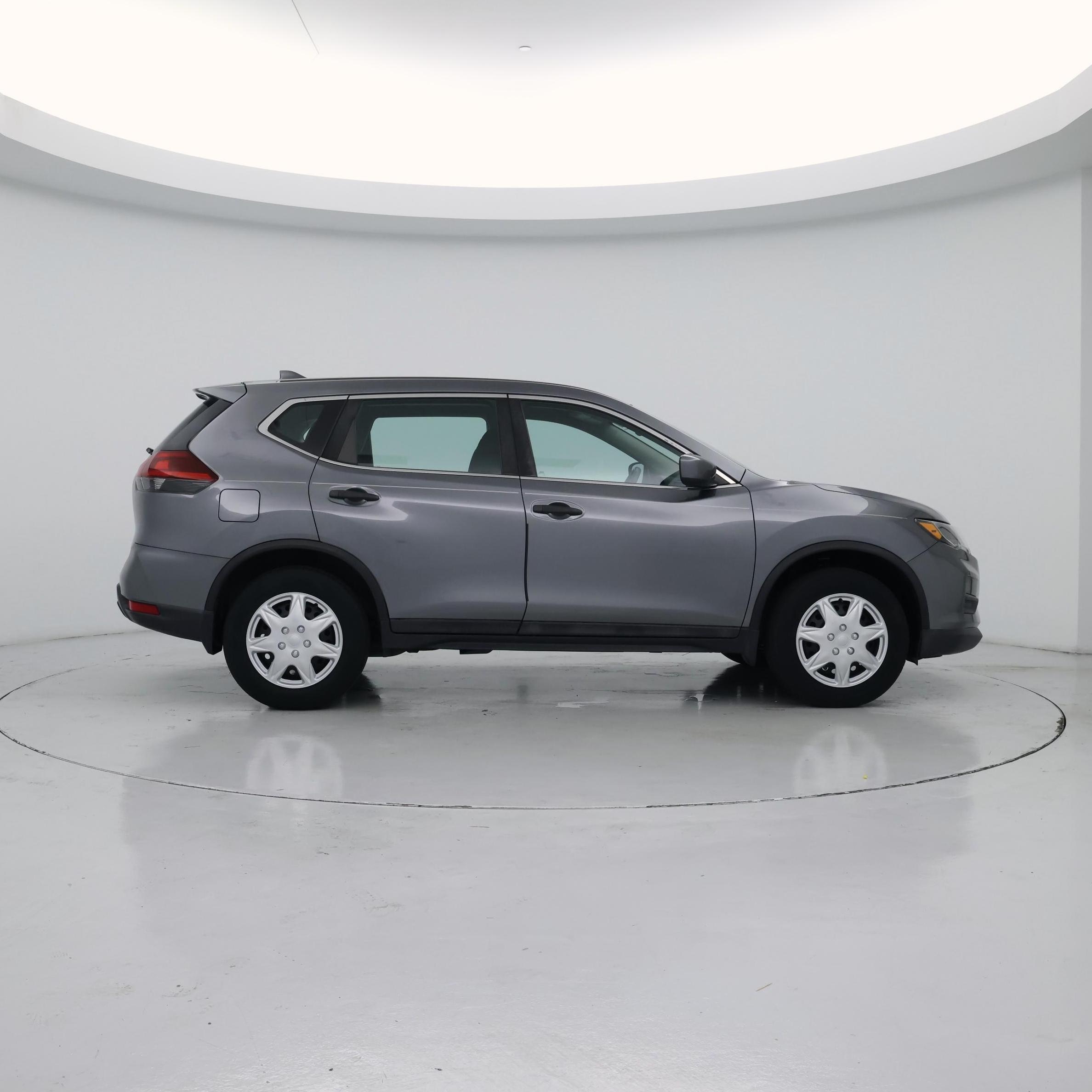 Thumbnail: 2018 Nissan Rogue - 7