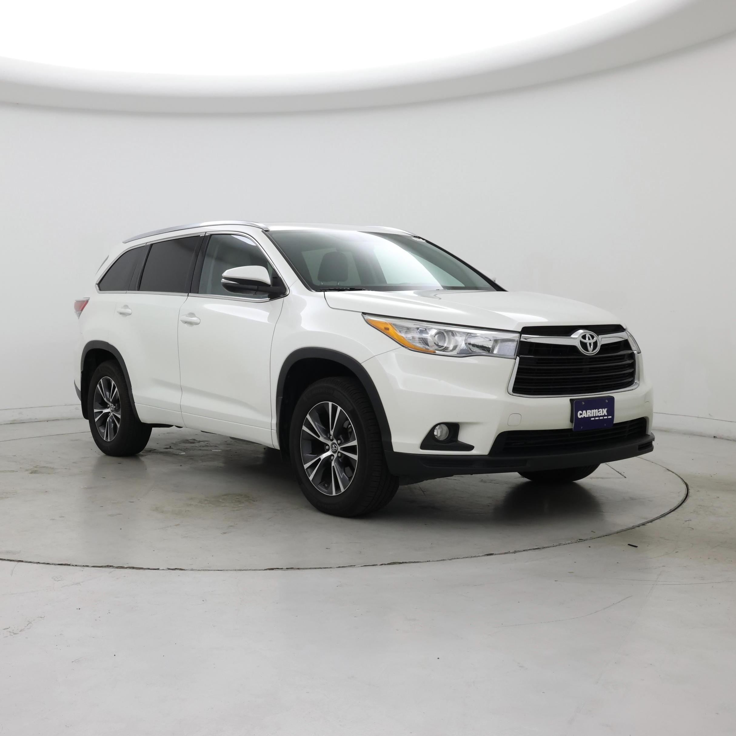 White 2016 Toyota Highlander SUV / Crossover All-Wheel Drive Automatic