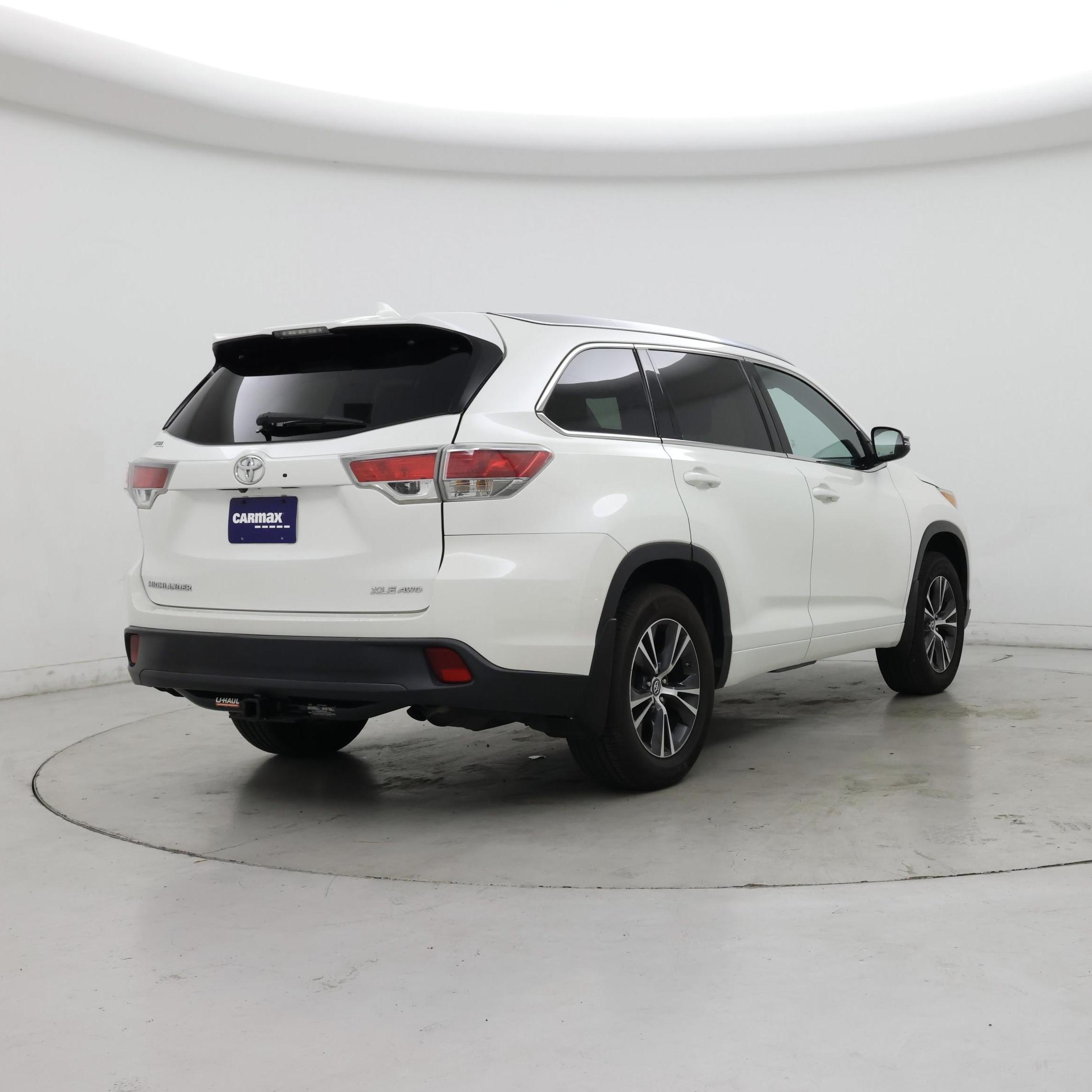 Thumbnail: 2016 Toyota Highlander - 8