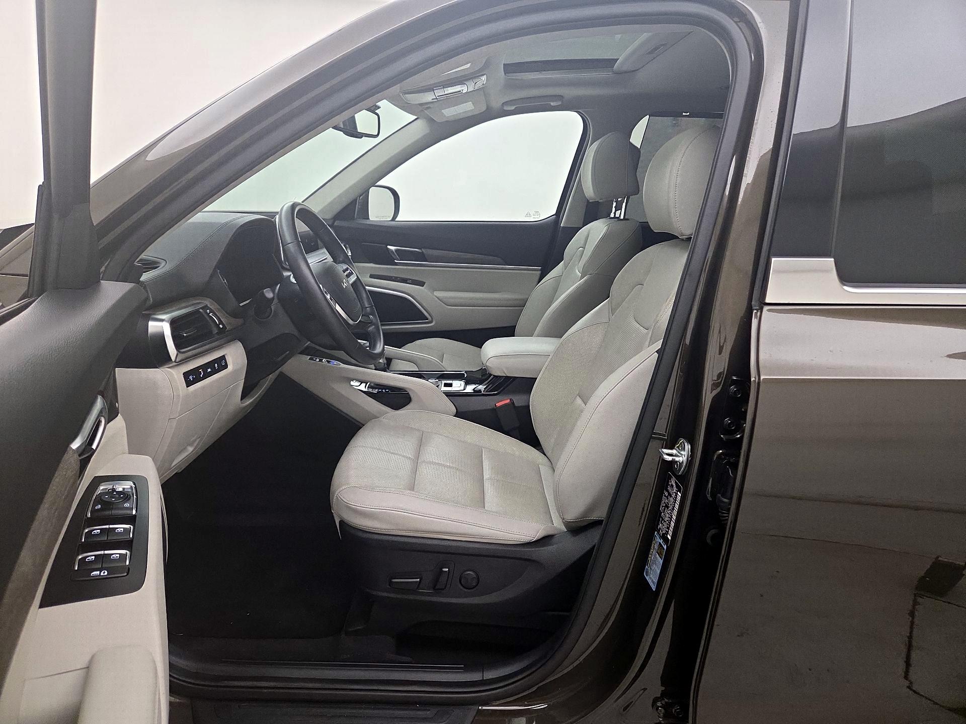 Thumbnail: 2022 Kia Telluride - 11
