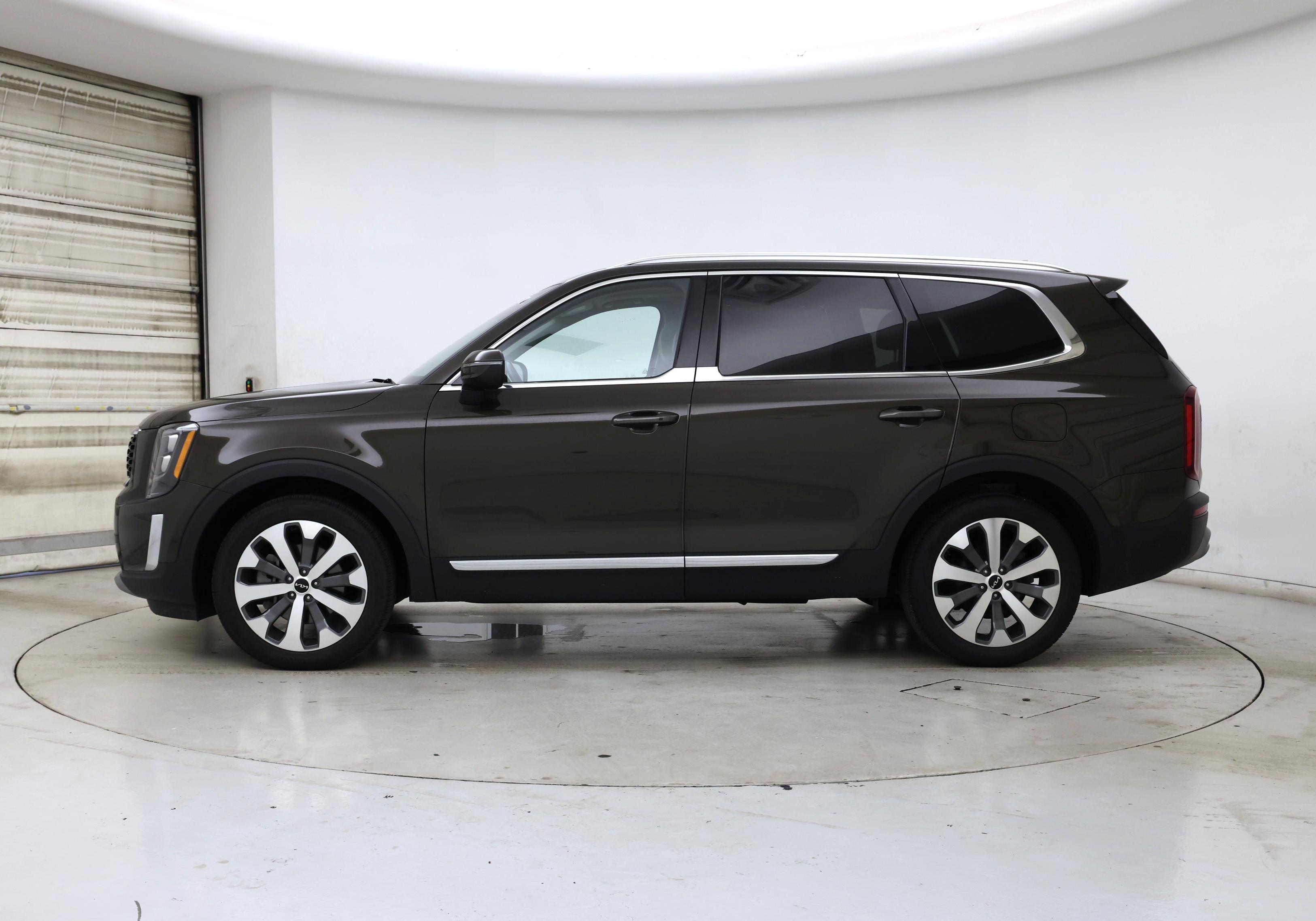 Thumbnail: 2022 Kia Telluride - 3