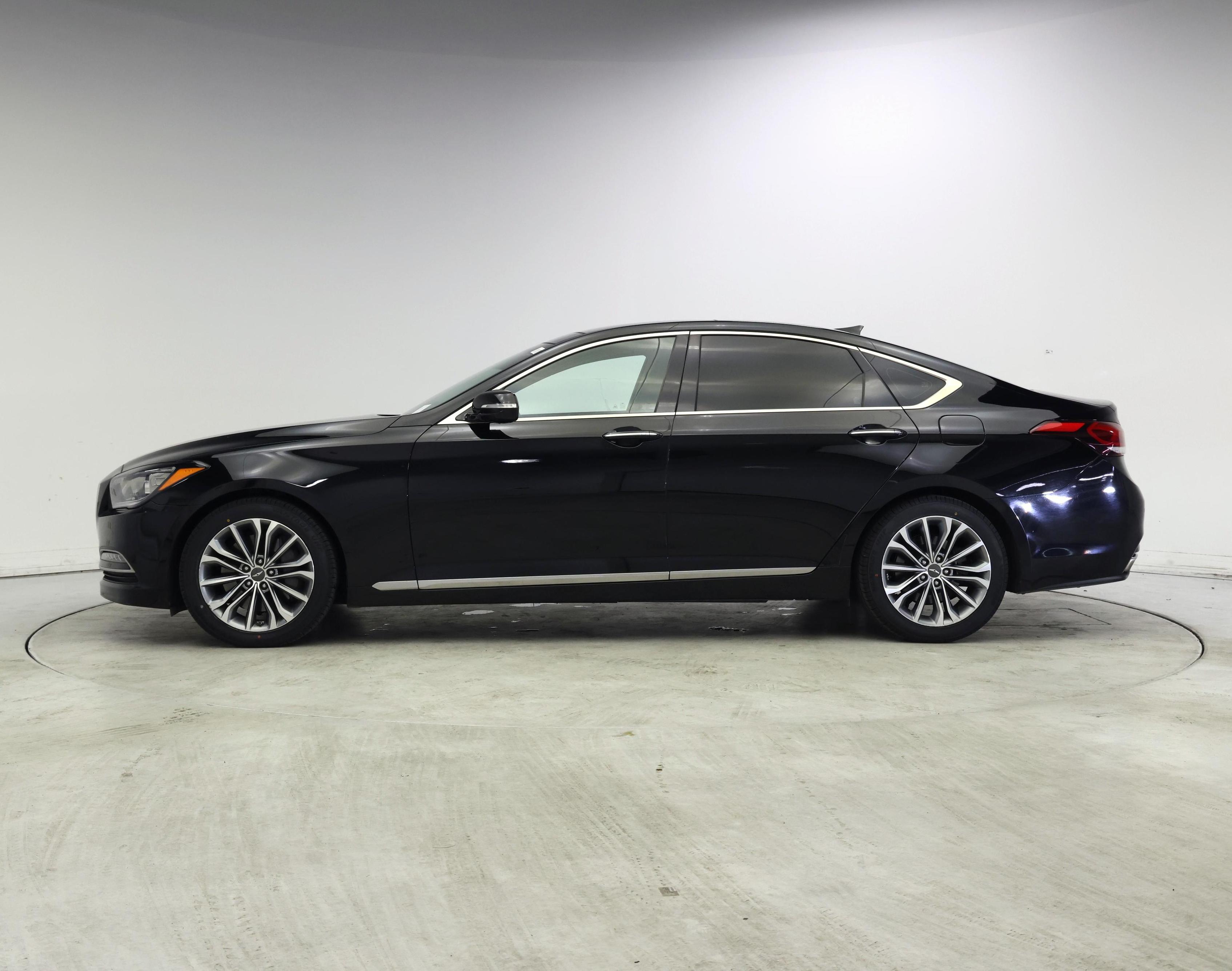 Thumbnail: 2017 Genesis G80 - 3
