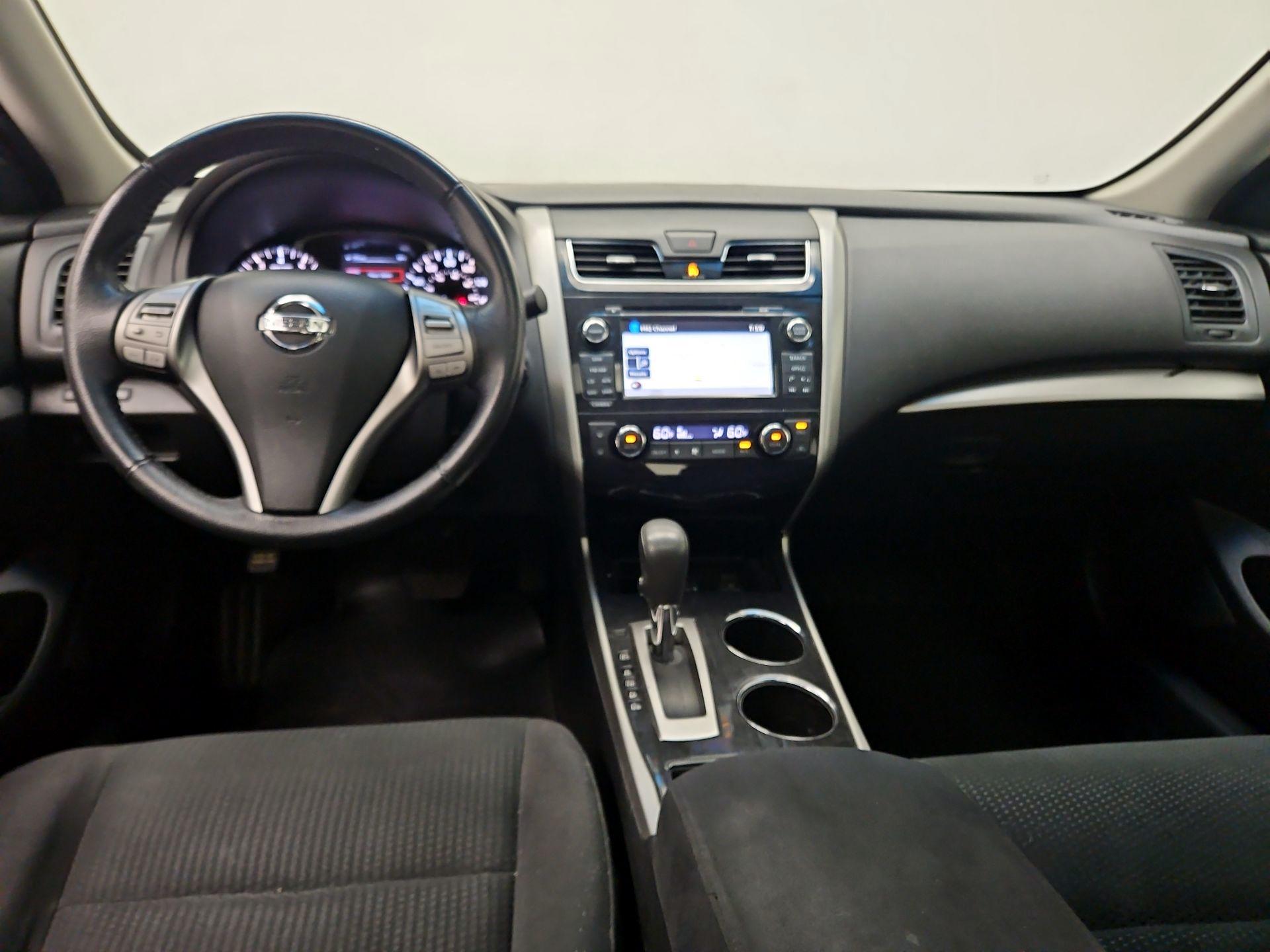 Thumbnail: 2014 Nissan Altima - 9