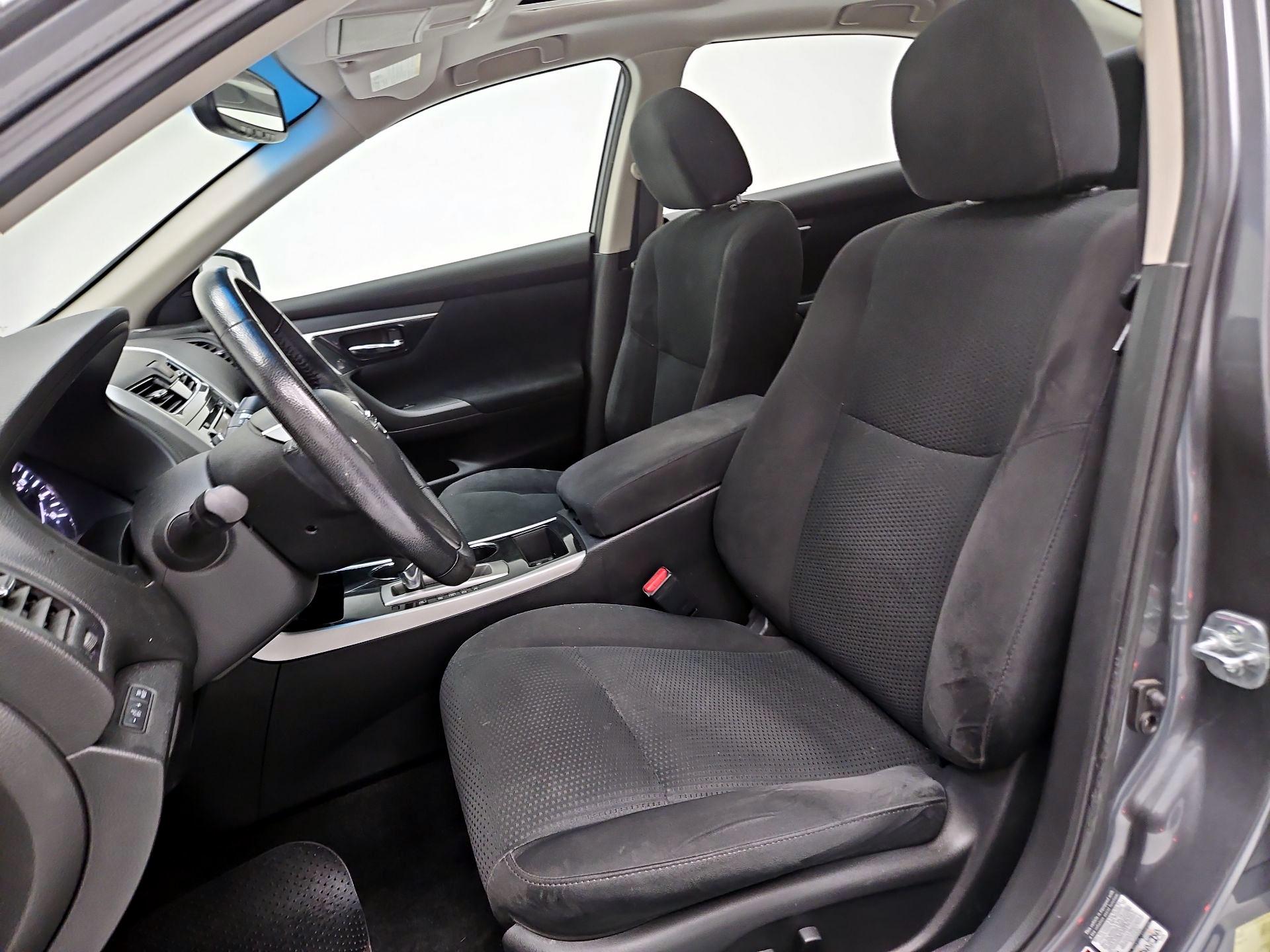 Thumbnail: 2014 Nissan Altima - 11