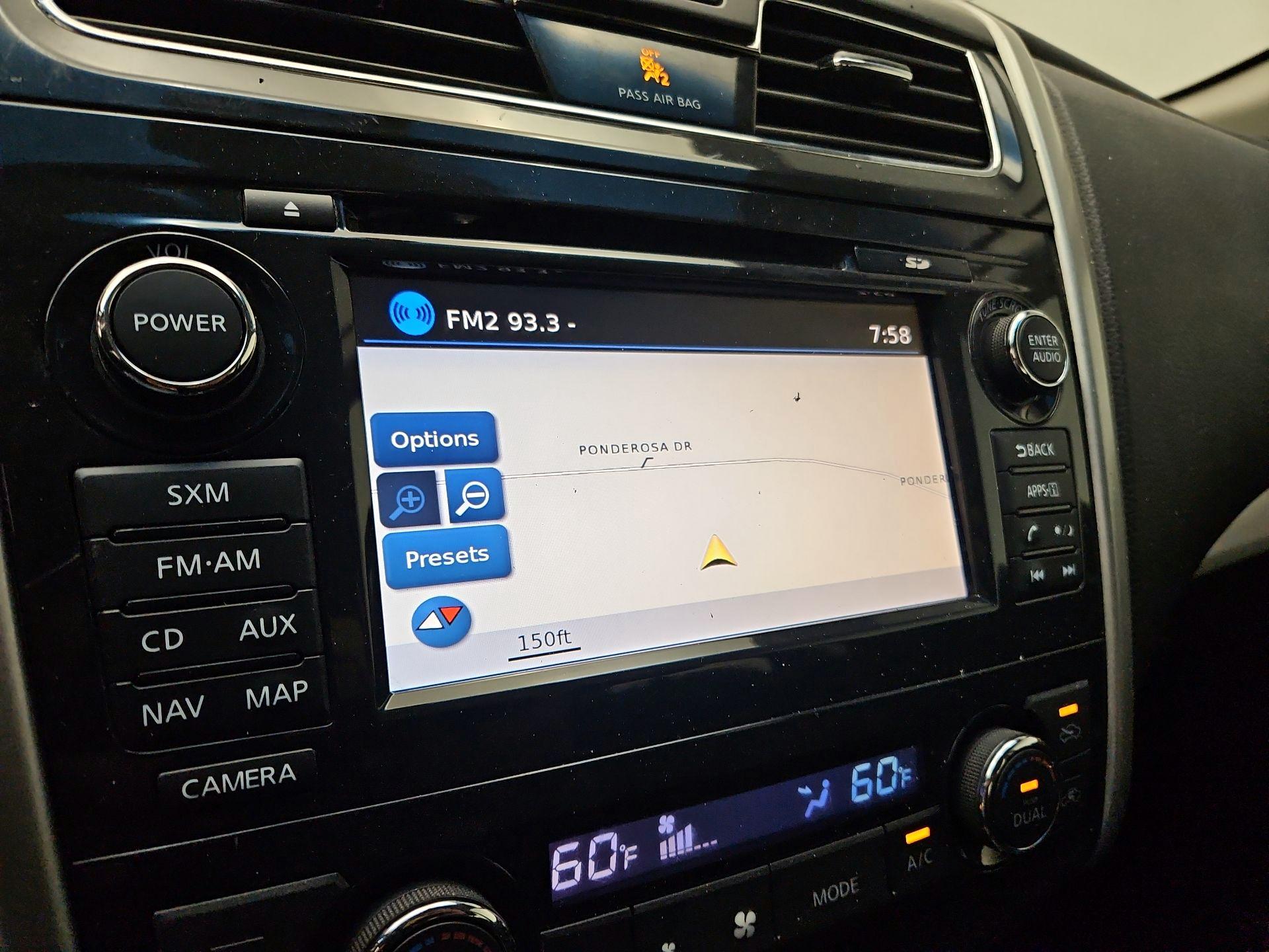 Thumbnail: 2014 Nissan Altima - 14