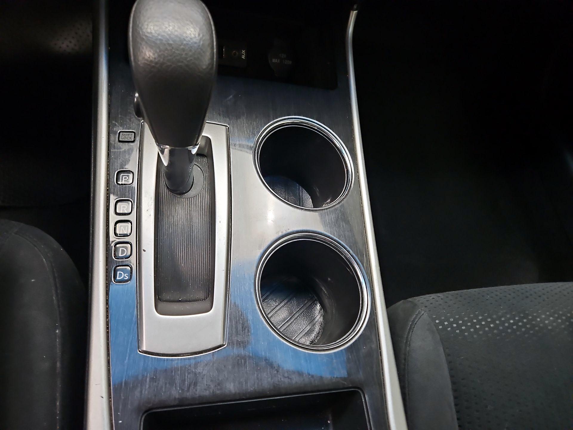 Thumbnail: 2014 Nissan Altima - 18