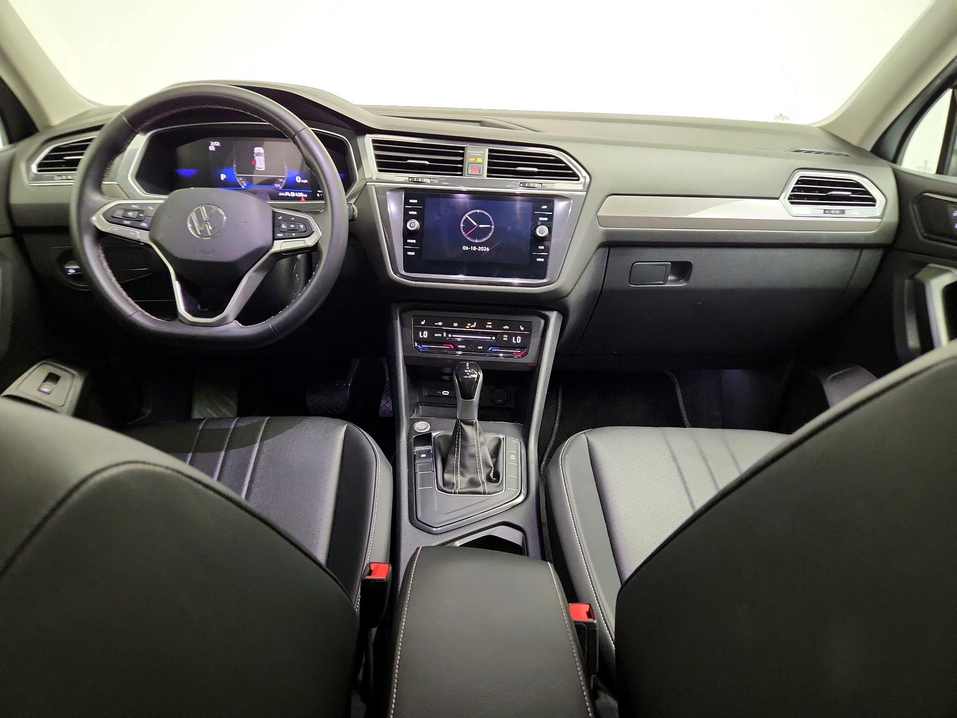 Thumbnail: 2024 Volkswagen Tiguan - 9