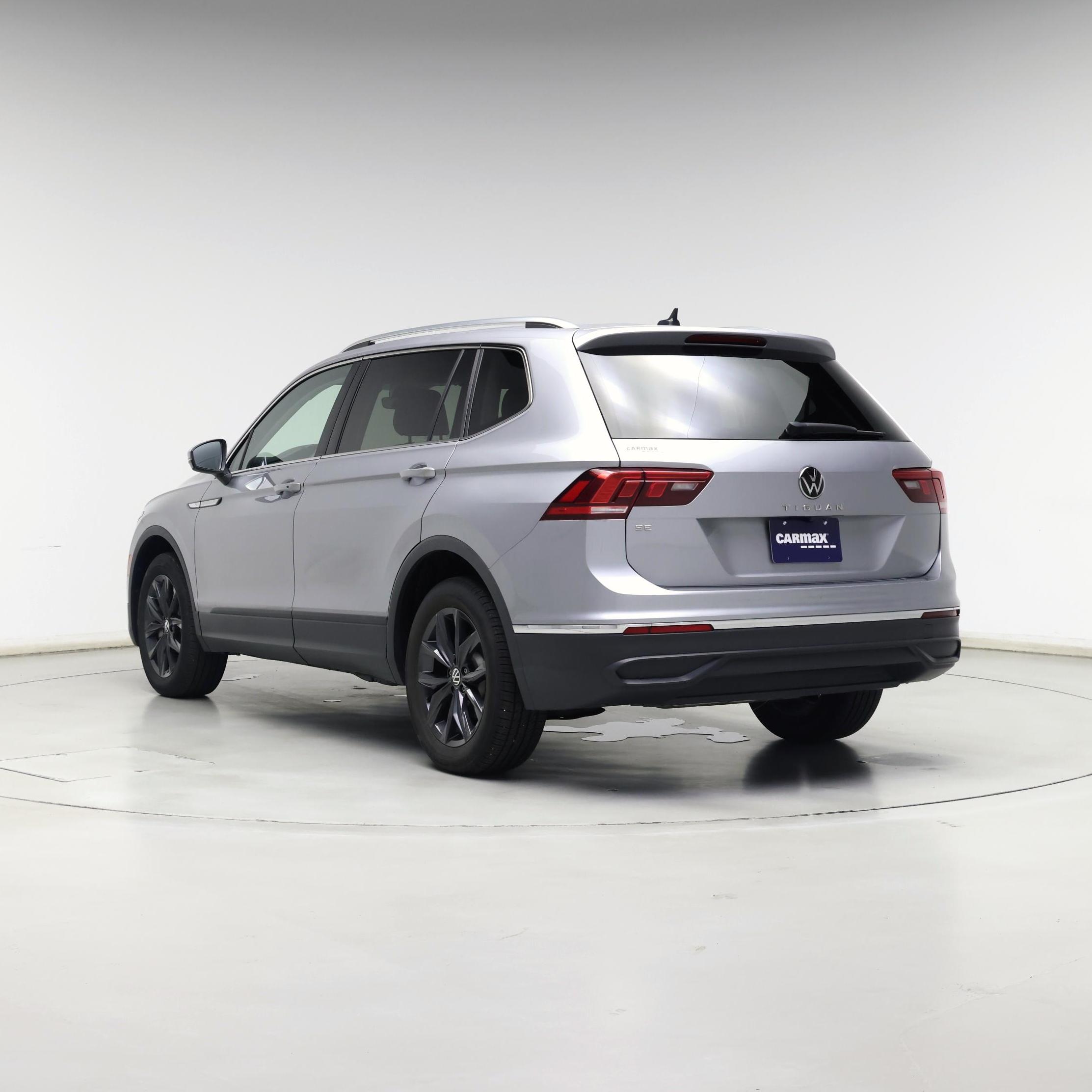 Thumbnail: 2024 Volkswagen Tiguan - 2