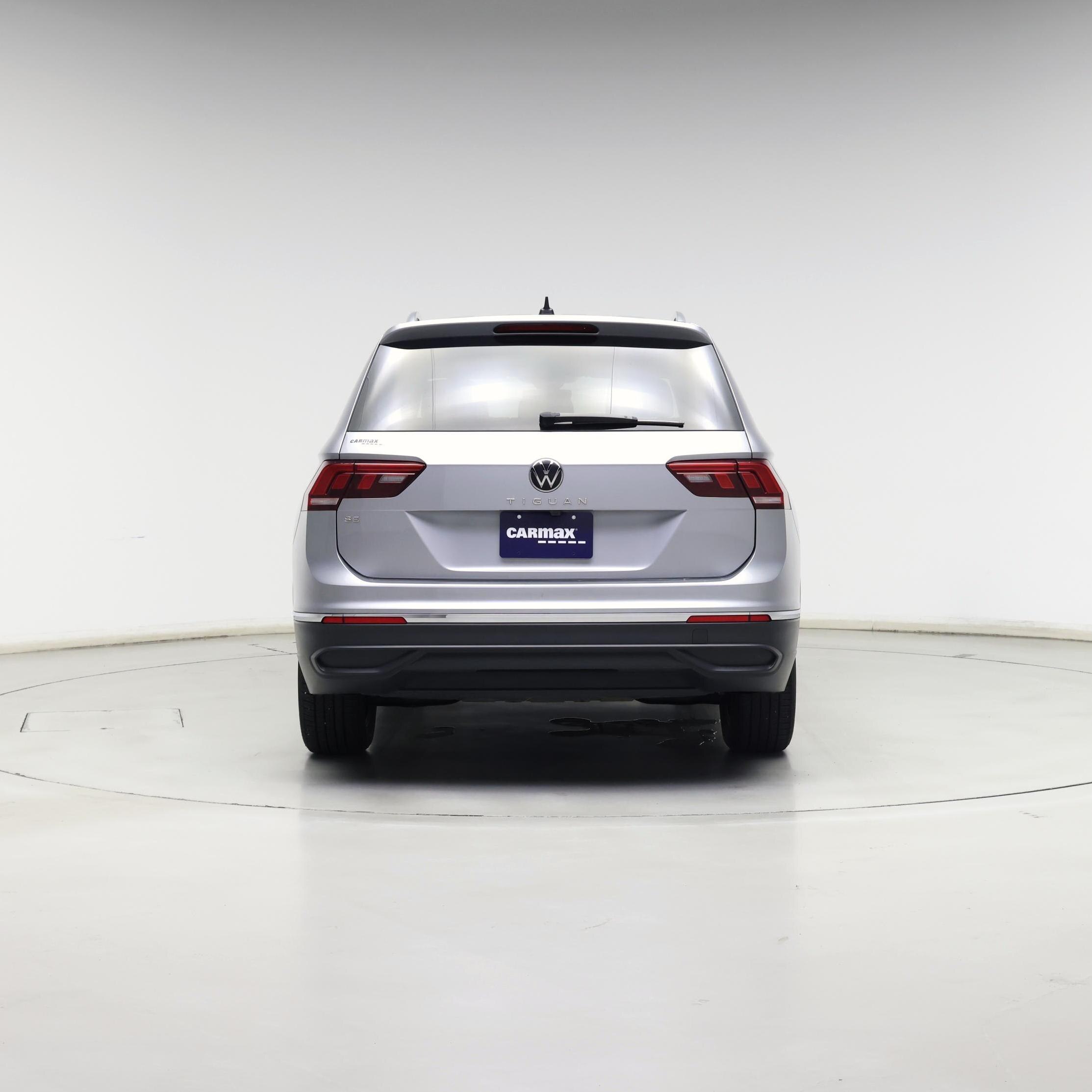 Thumbnail: 2024 Volkswagen Tiguan - 6
