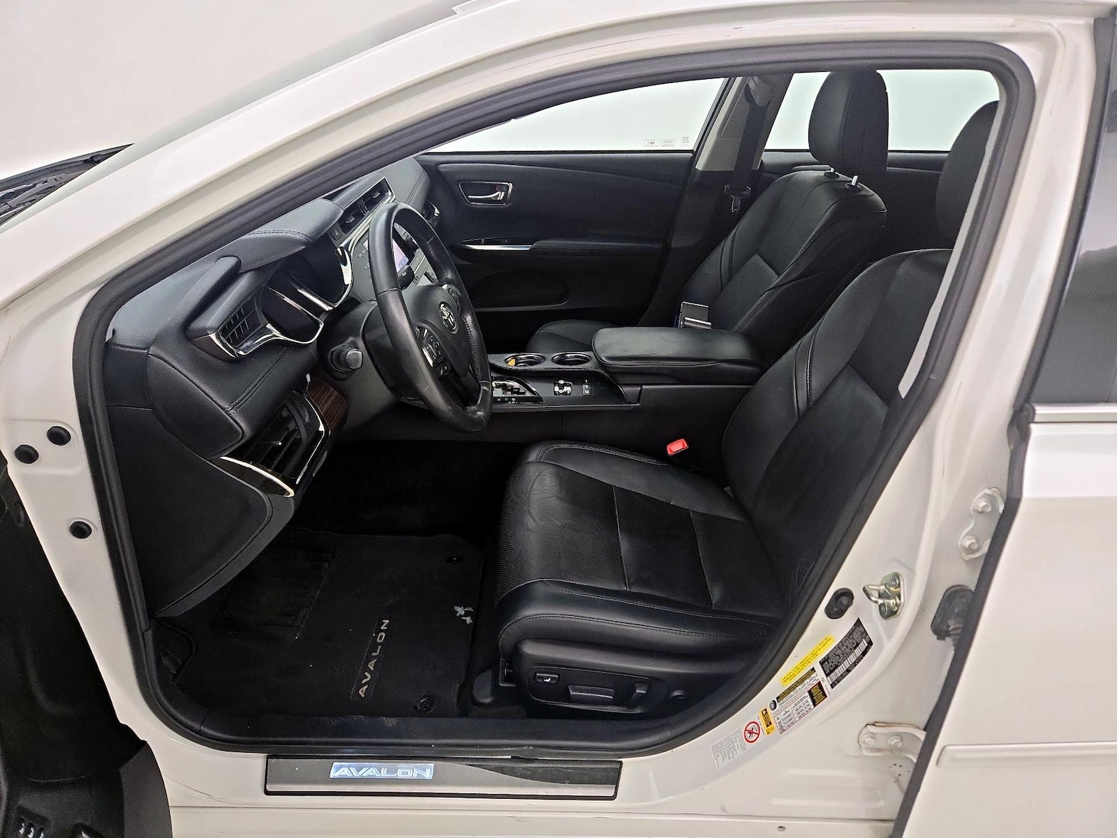 2014 Toyota Avalon Limited Hybrid - Photo 12