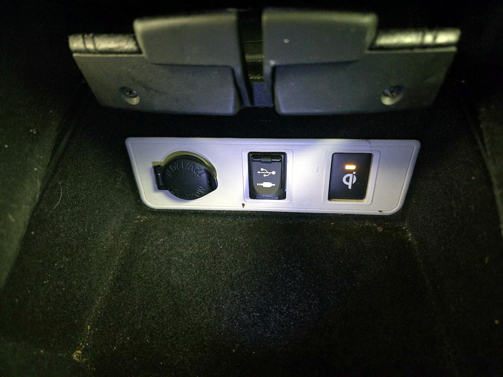 2014 Toyota Avalon Limited Hybrid - Photo 20