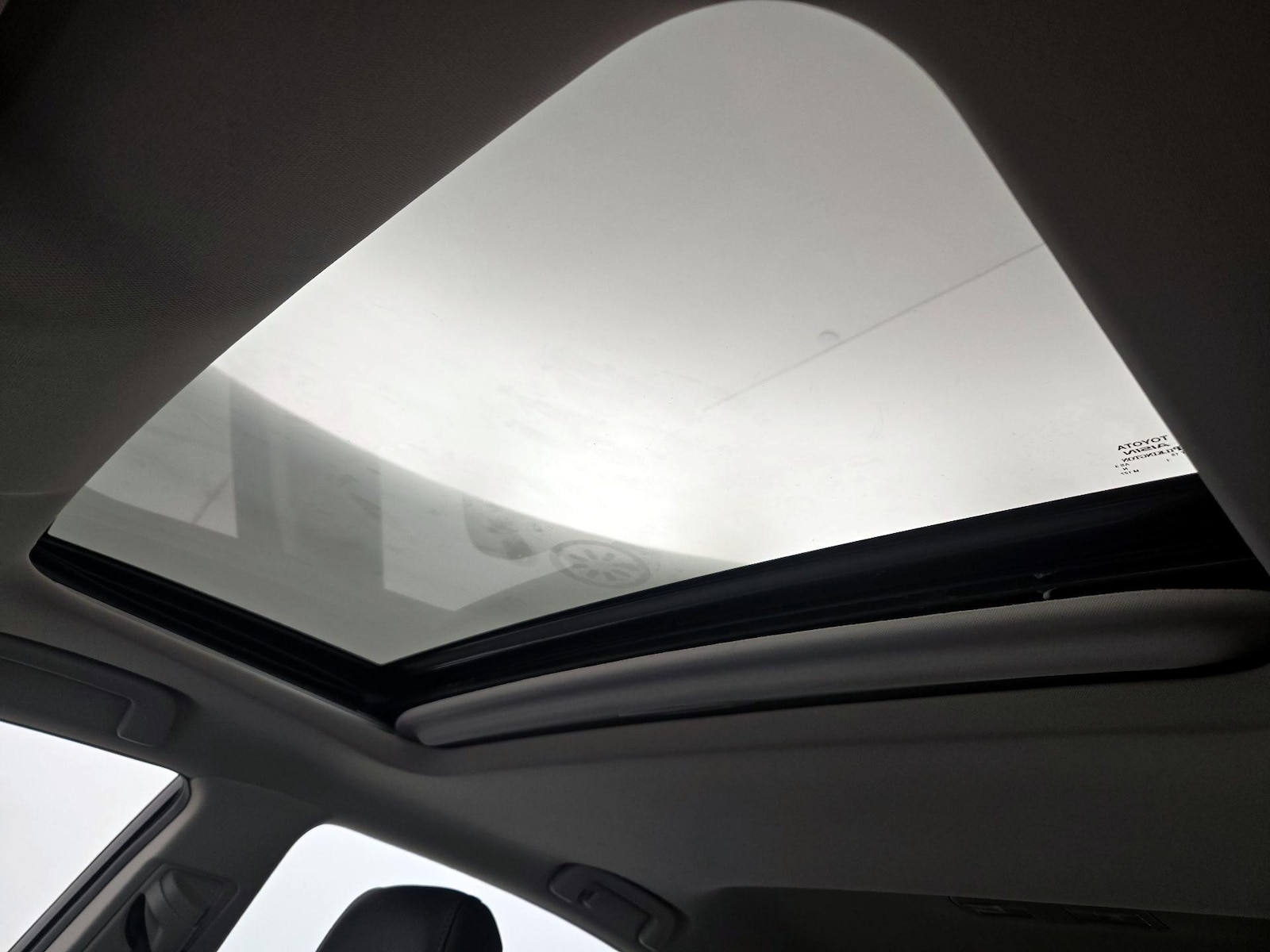 2014 Toyota Avalon Limited Hybrid - Photo 21