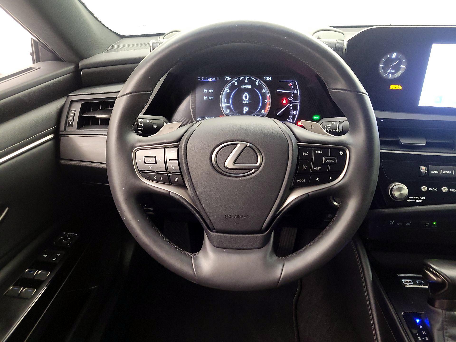 Thumbnail: 2024 Lexus ES - 10
