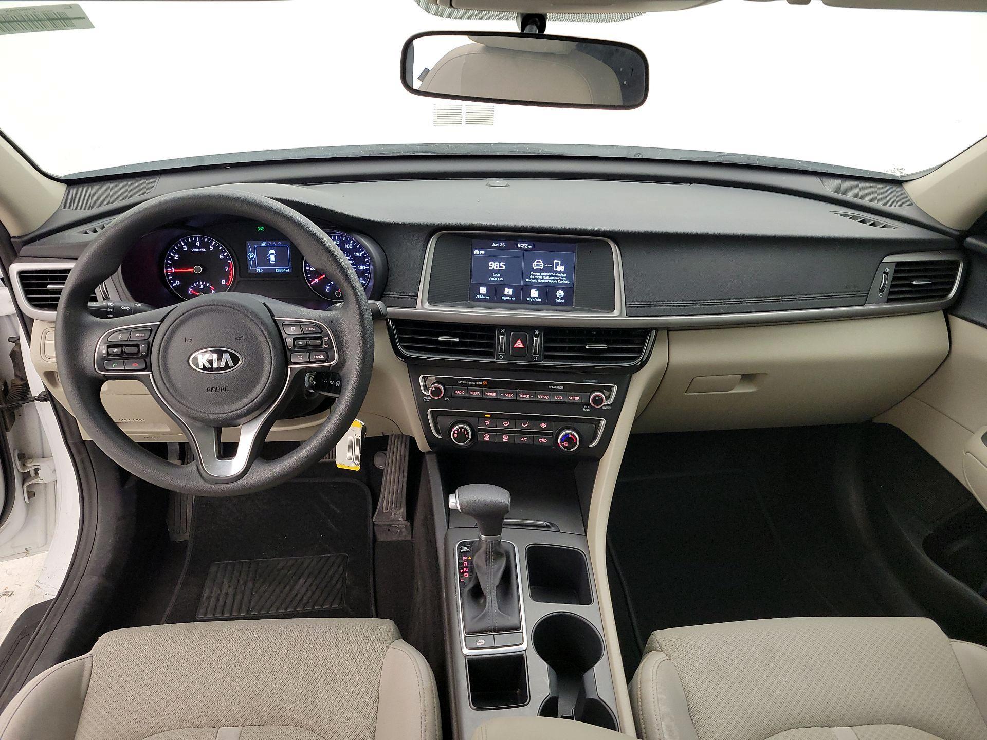 Thumbnail: 2018 Kia Optima - 9