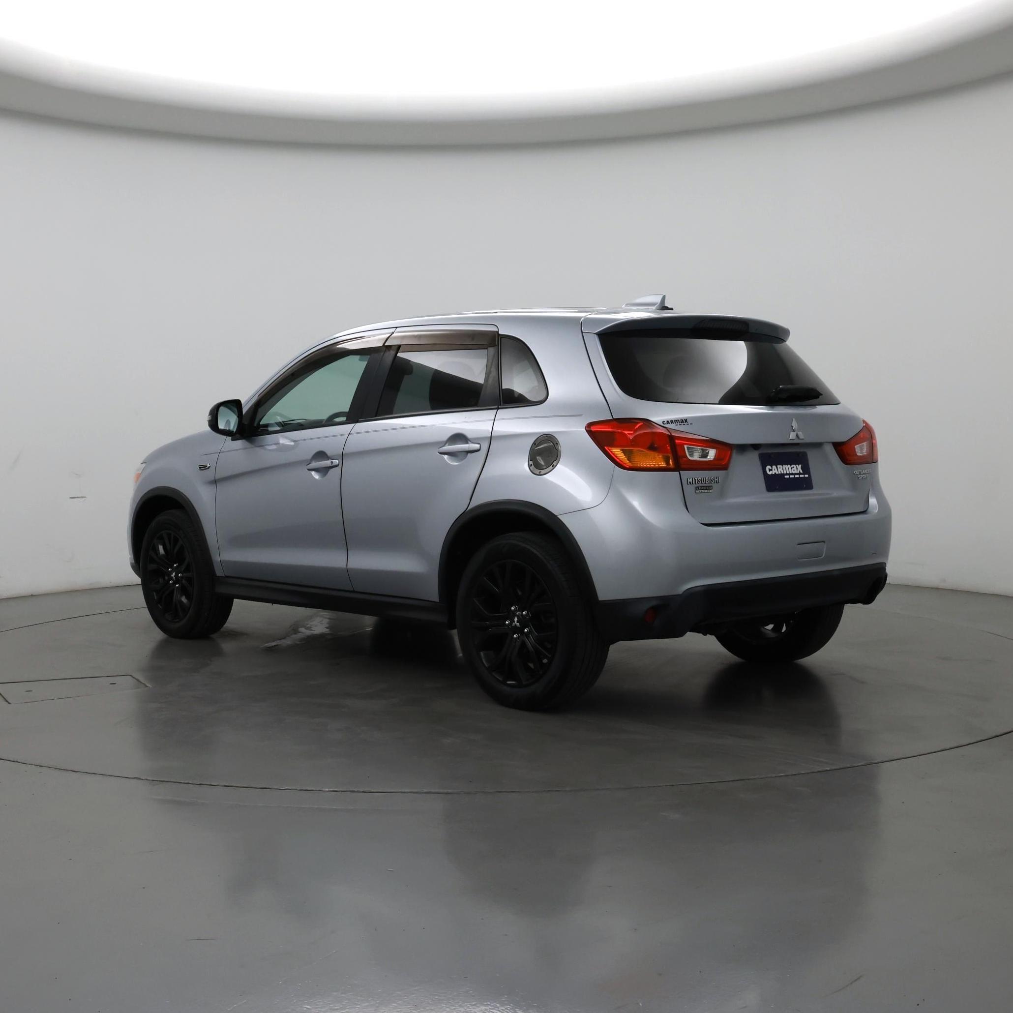 Thumbnail: 2017 Mitsubishi Outlander Sport - 2