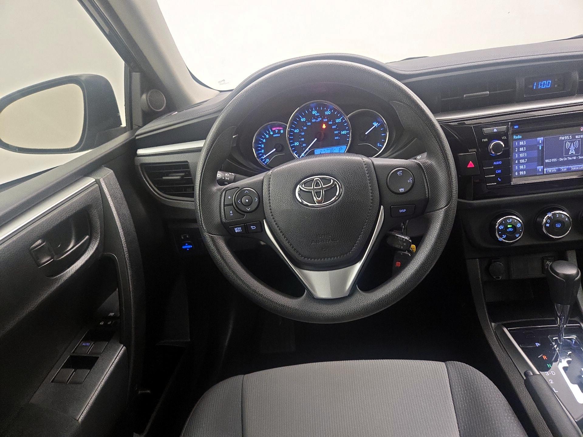Thumbnail: 2016 Toyota Corolla - 10