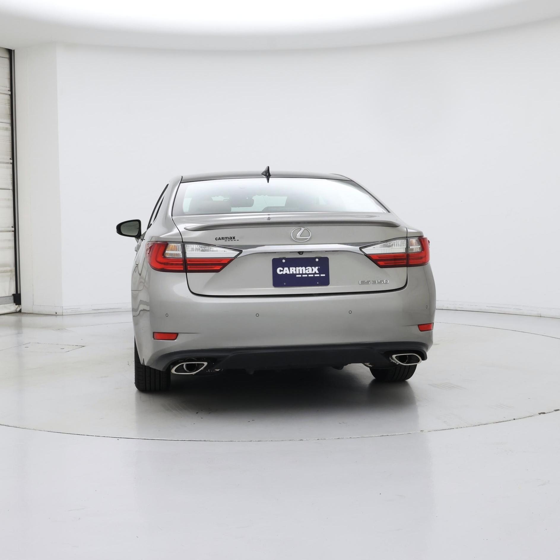 Thumbnail: 2017 Lexus ES - 6