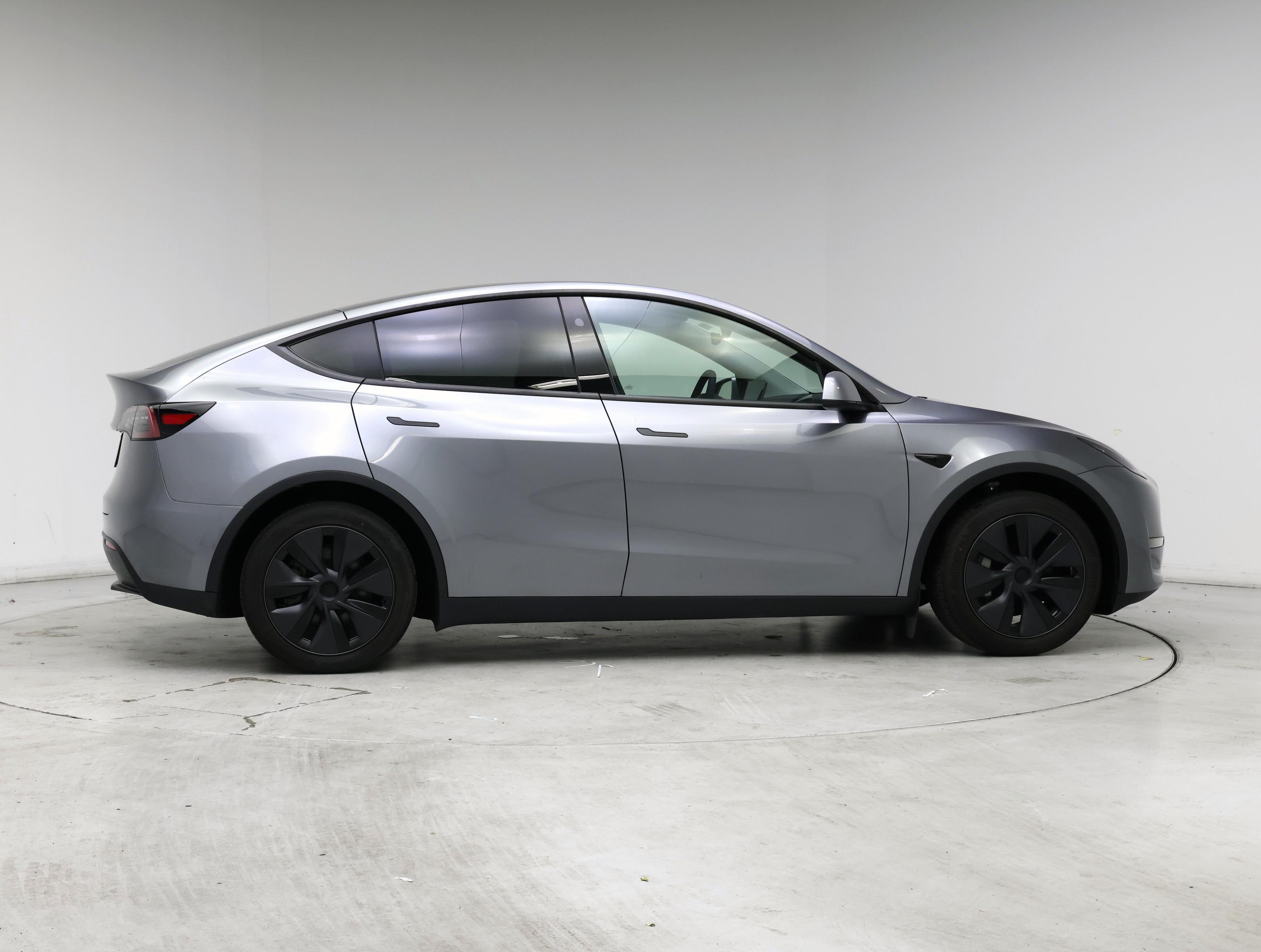 Thumbnail: 2024 Tesla Model Y - 7
