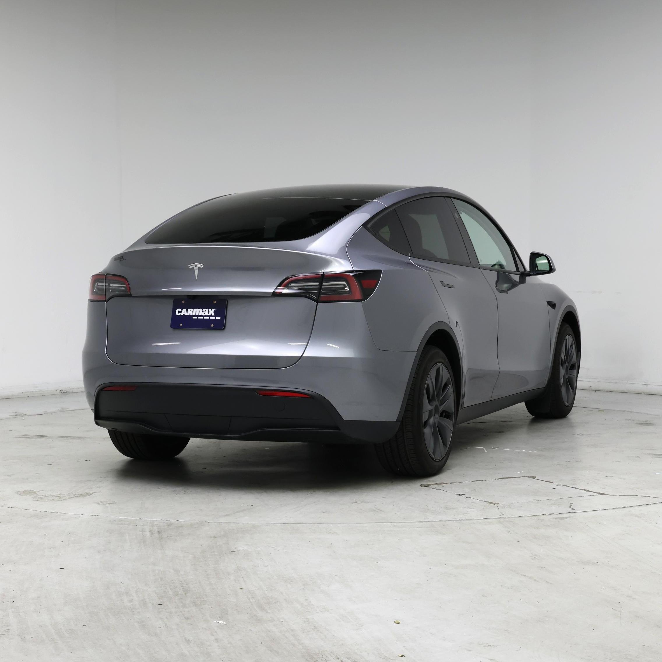 Thumbnail: 2024 Tesla Model Y - 8