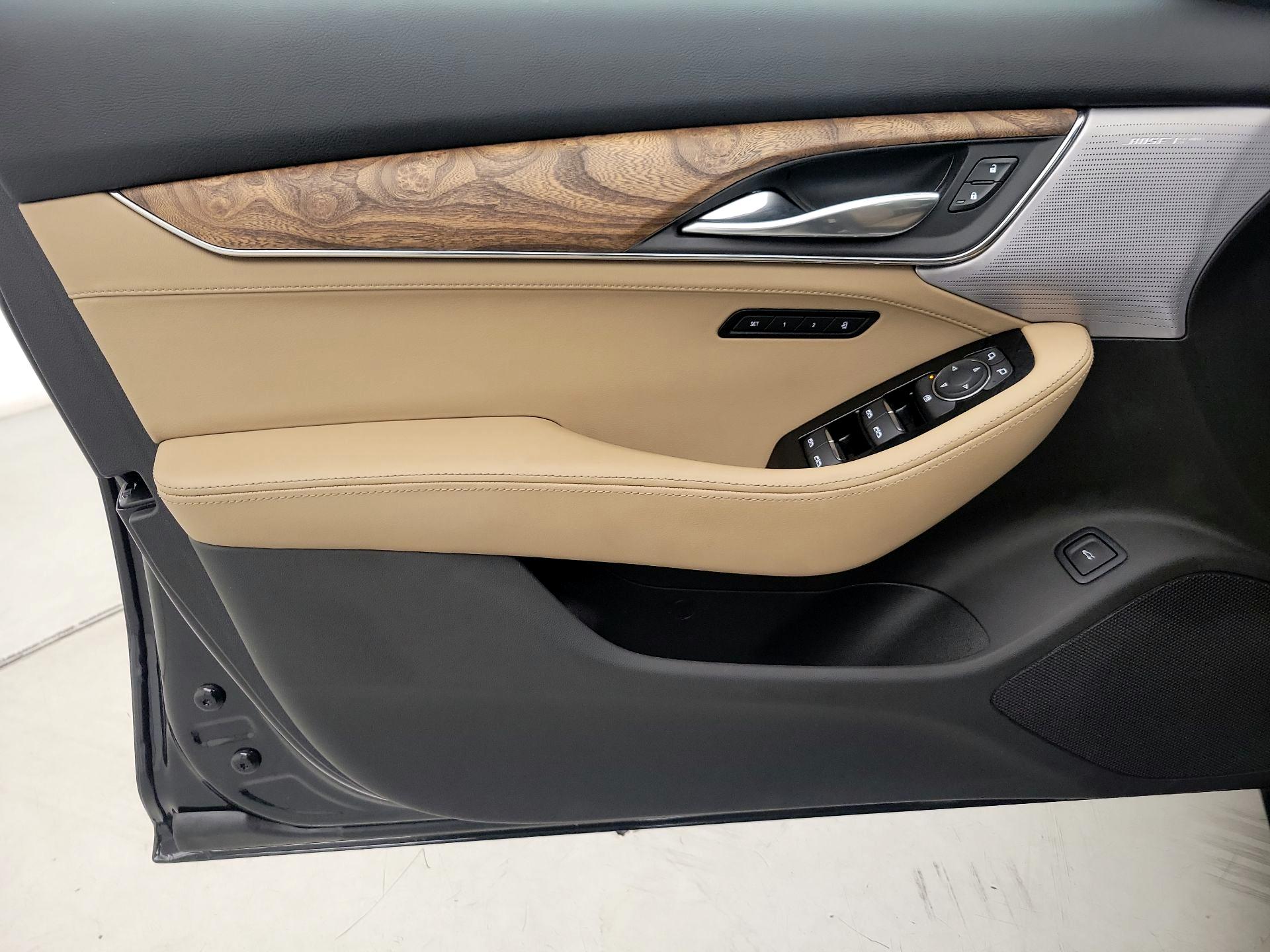 Thumbnail: 2023 Cadillac CT5 - 12