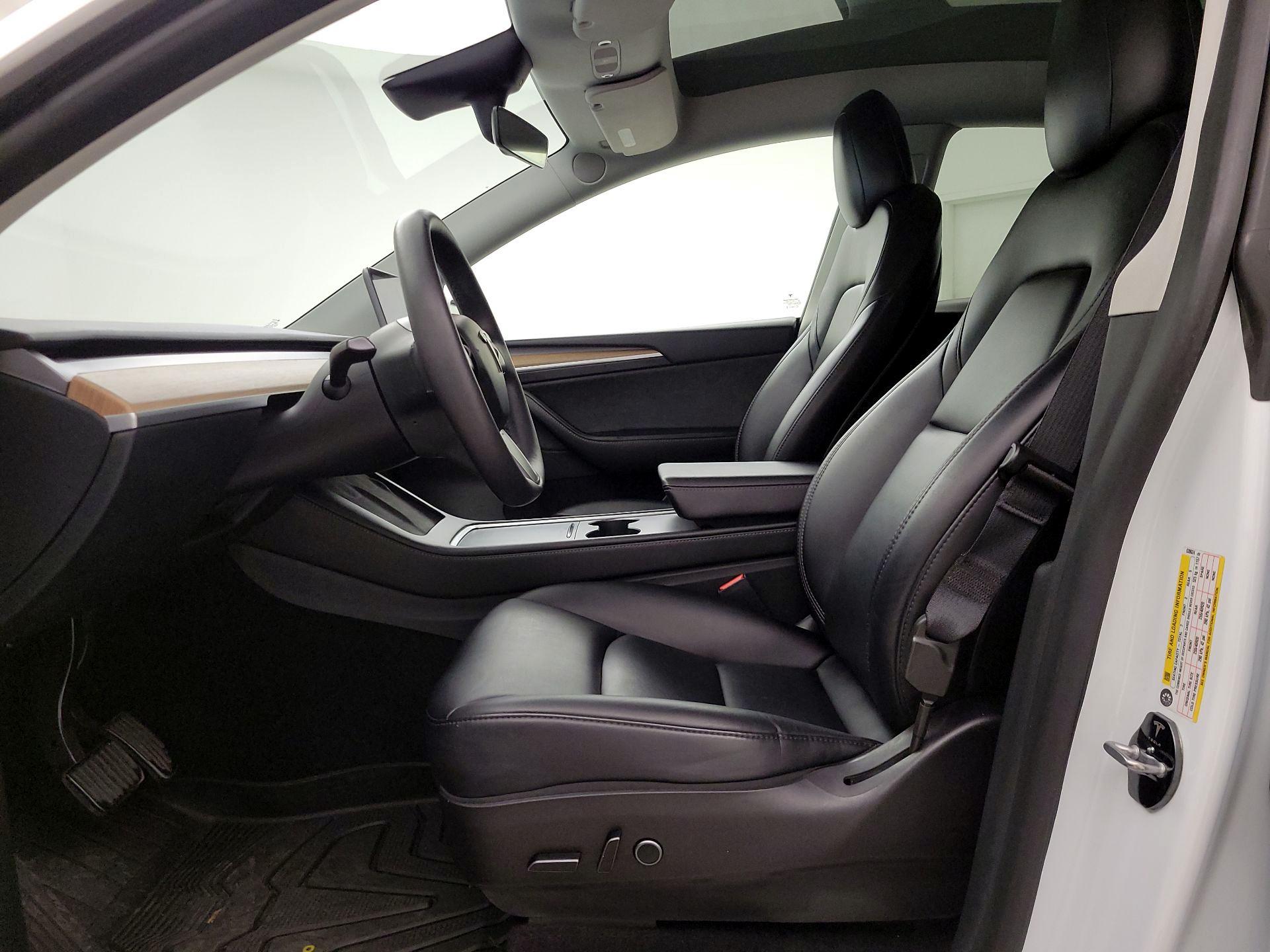 Thumbnail: 2023 Tesla Model Y - 11
