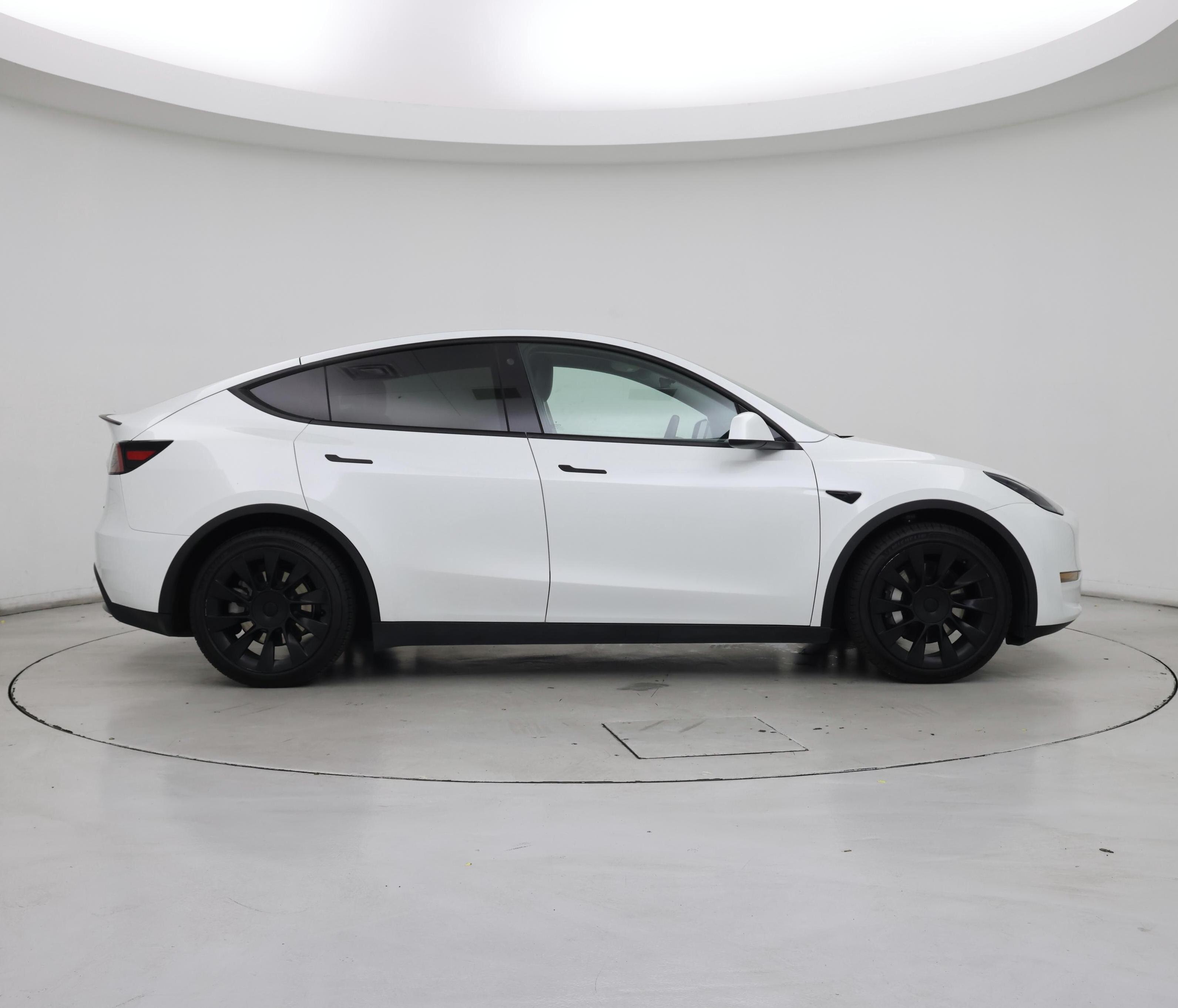Thumbnail: 2023 Tesla Model Y - 7