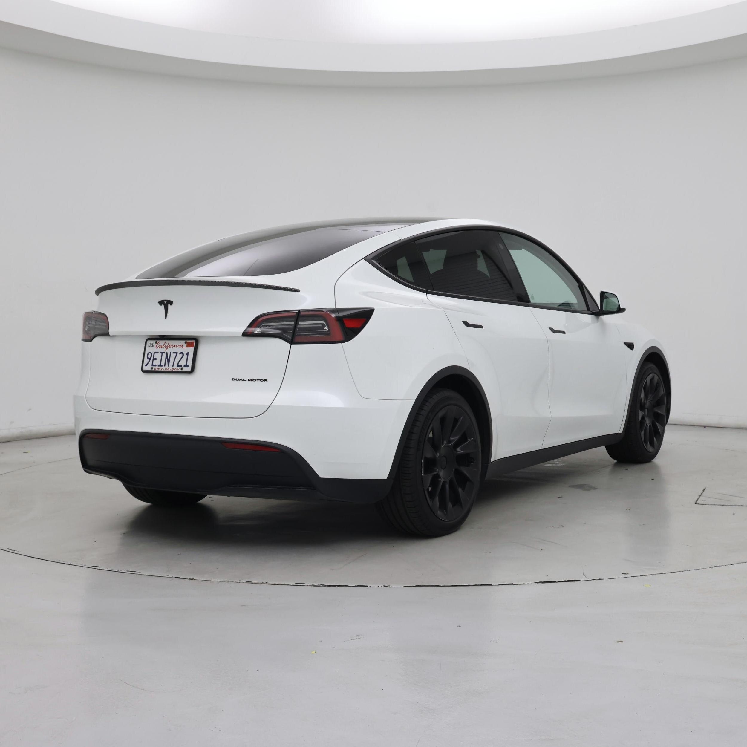 Thumbnail: 2023 Tesla Model Y - 8