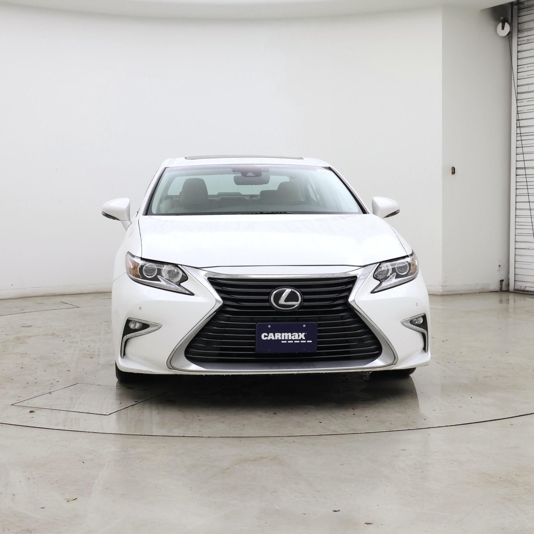 Thumbnail: 2018 Lexus ES - 5