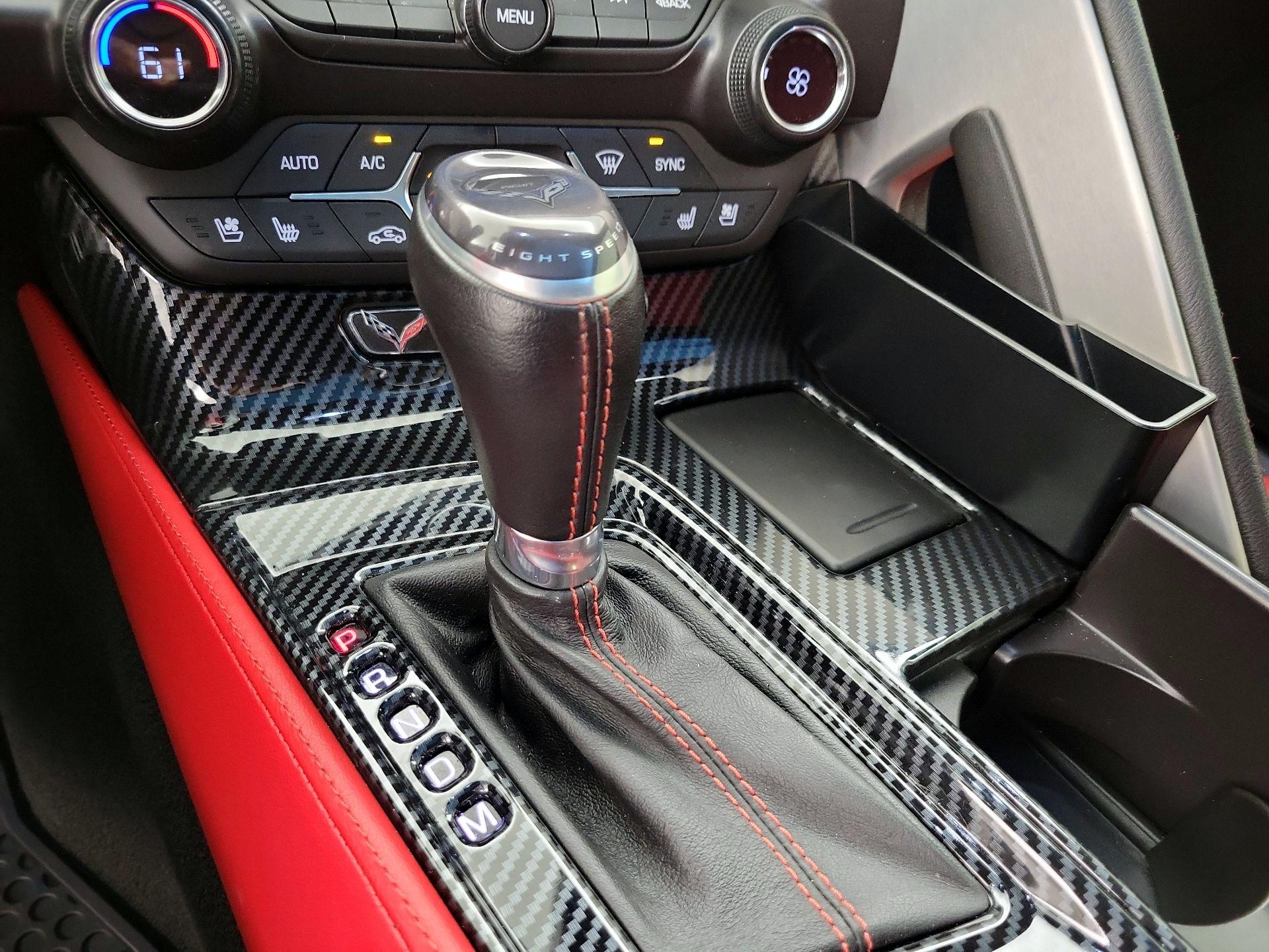 Thumbnail: 2017 Chevrolet Corvette - 18