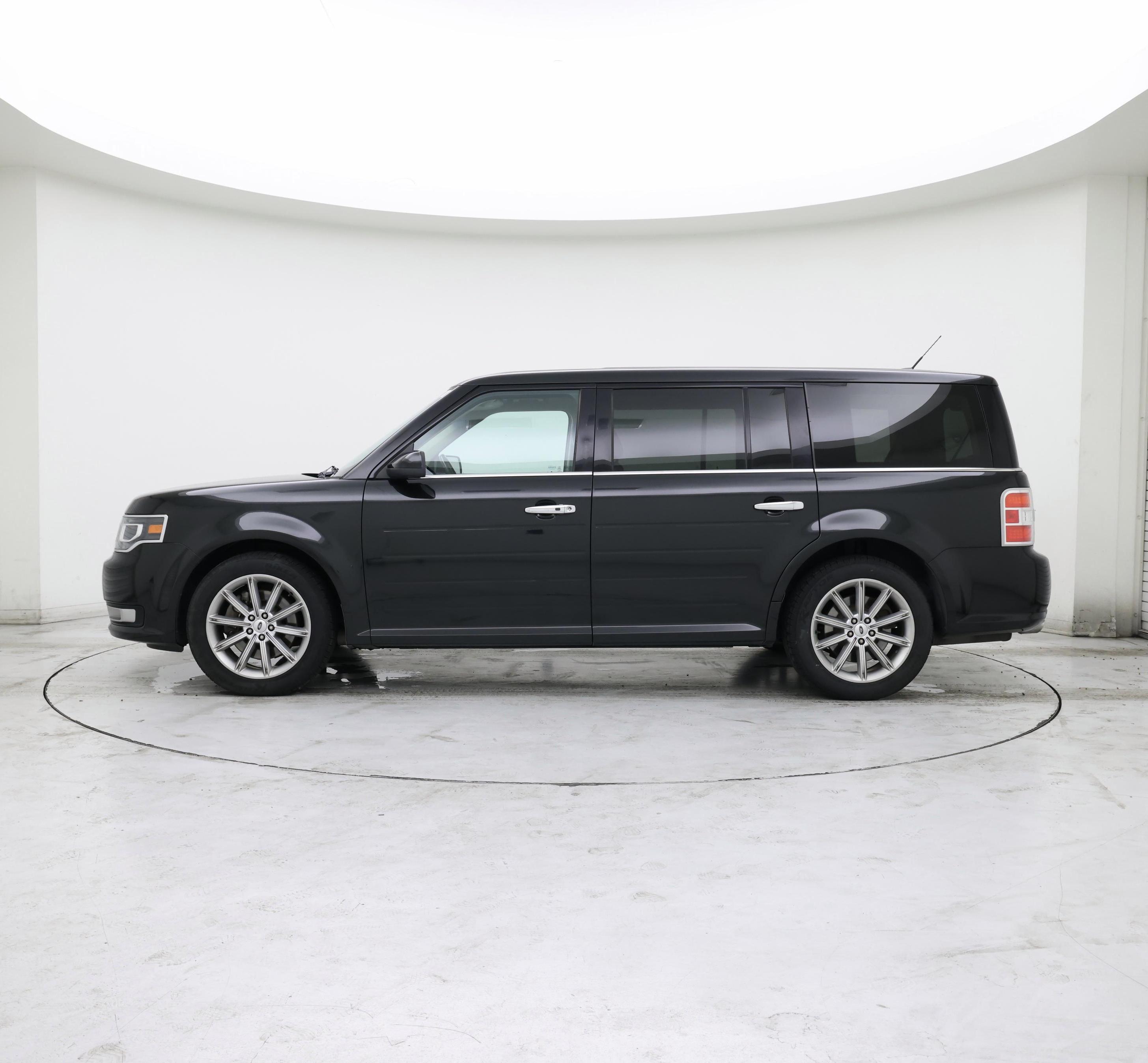 Thumbnail: 2015 Ford Flex - 3